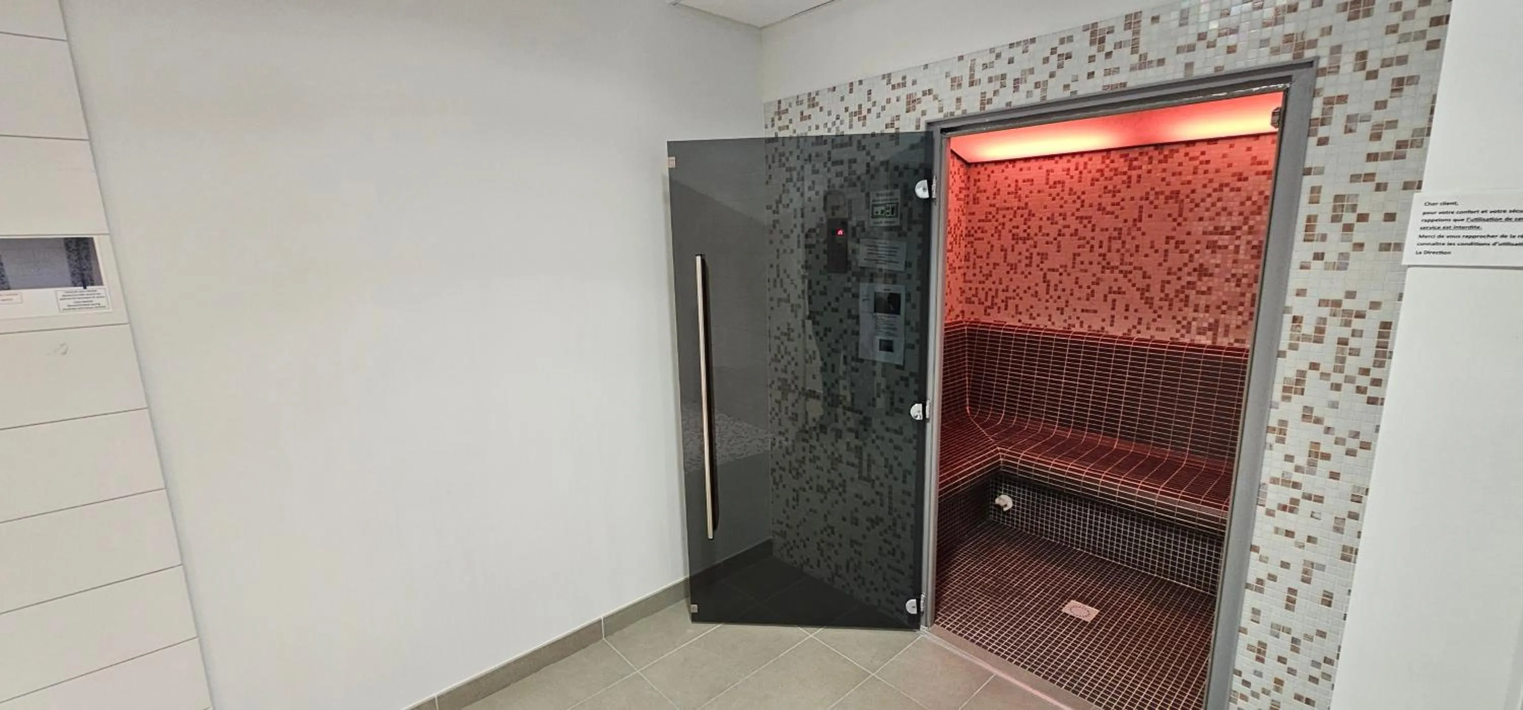 Sauna in Brit Hotel Vendée Mer