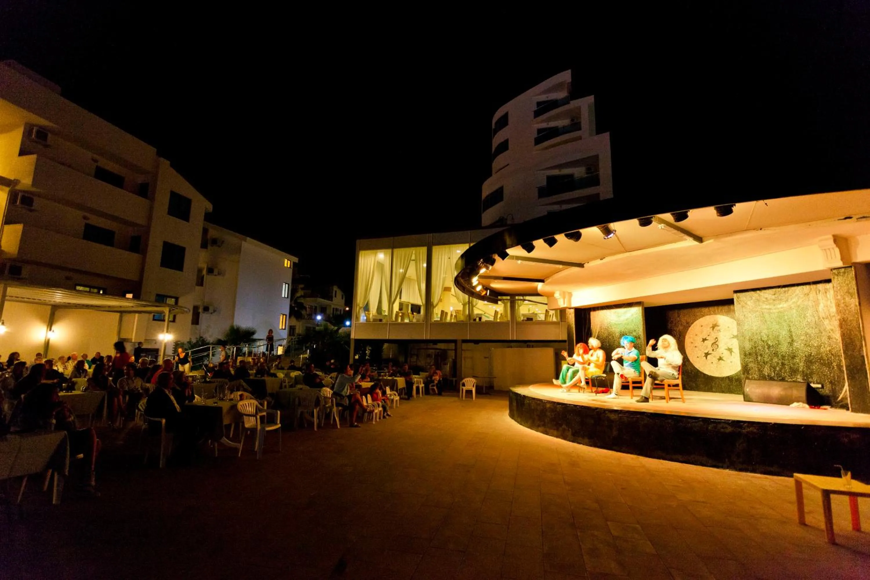 Evening entertainment in Narcia Resort Side - Ultra All Inclusive