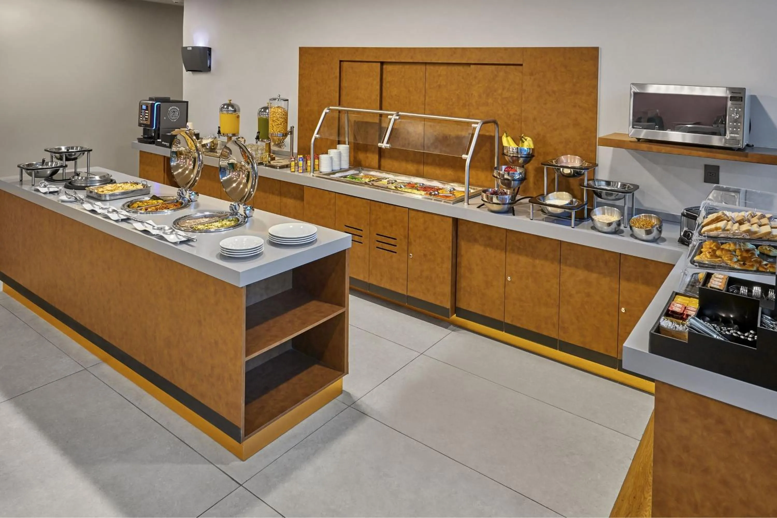 Breakfast in City Express Plus by Marriott Merida