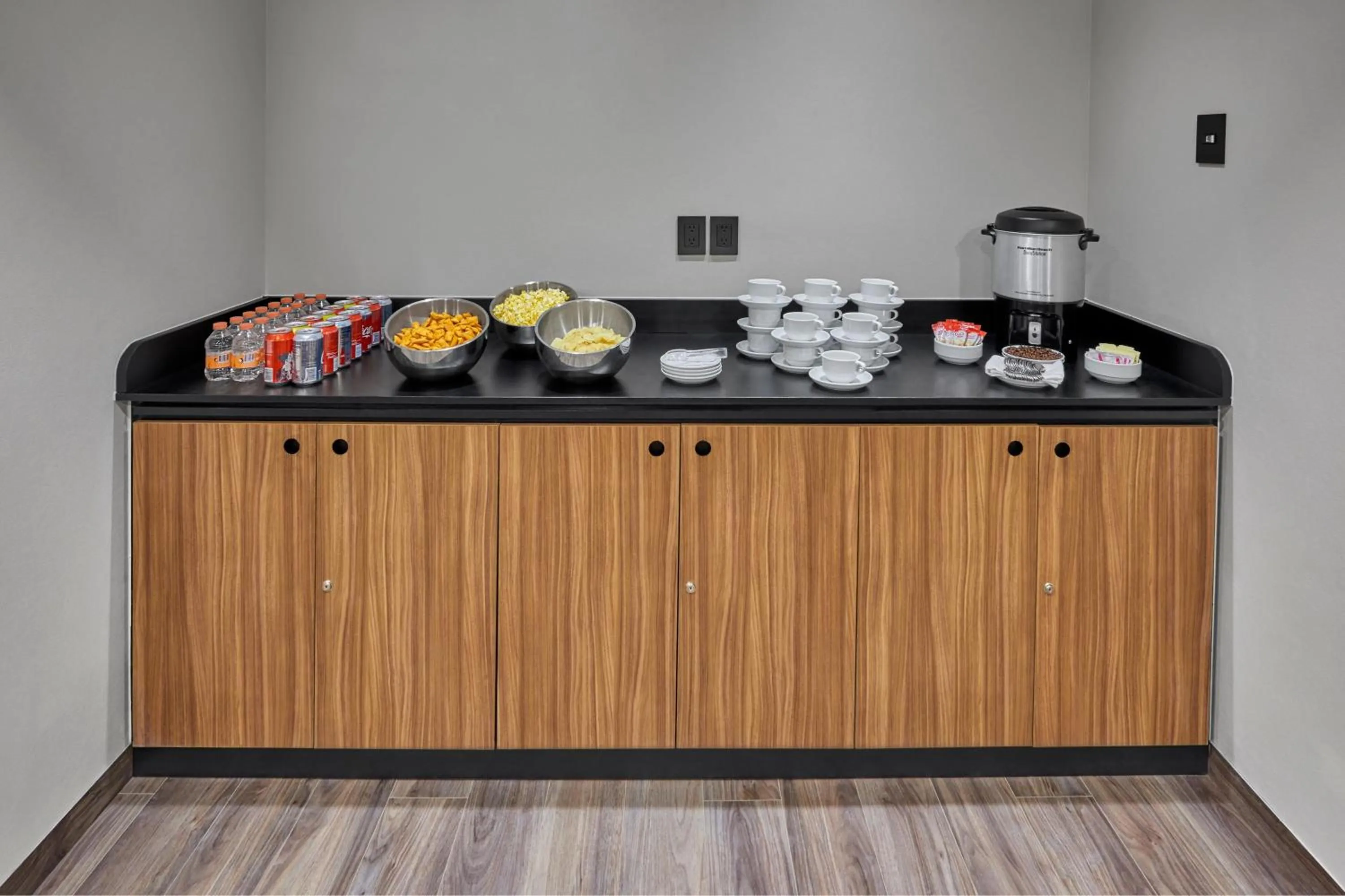 Meeting/conference room in City Express Plus by Marriott Merida