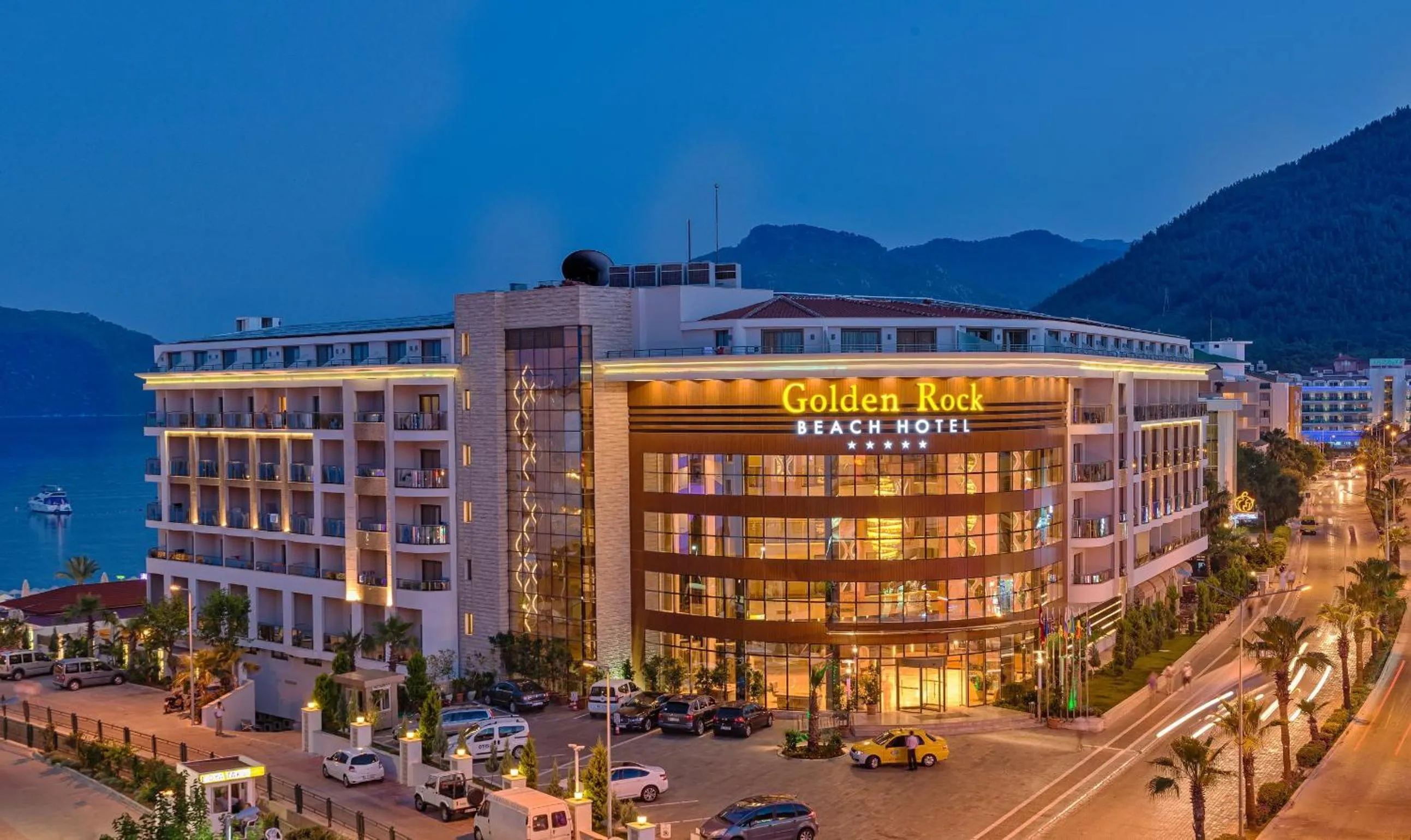 Facade/entrance in Golden Rock Beach