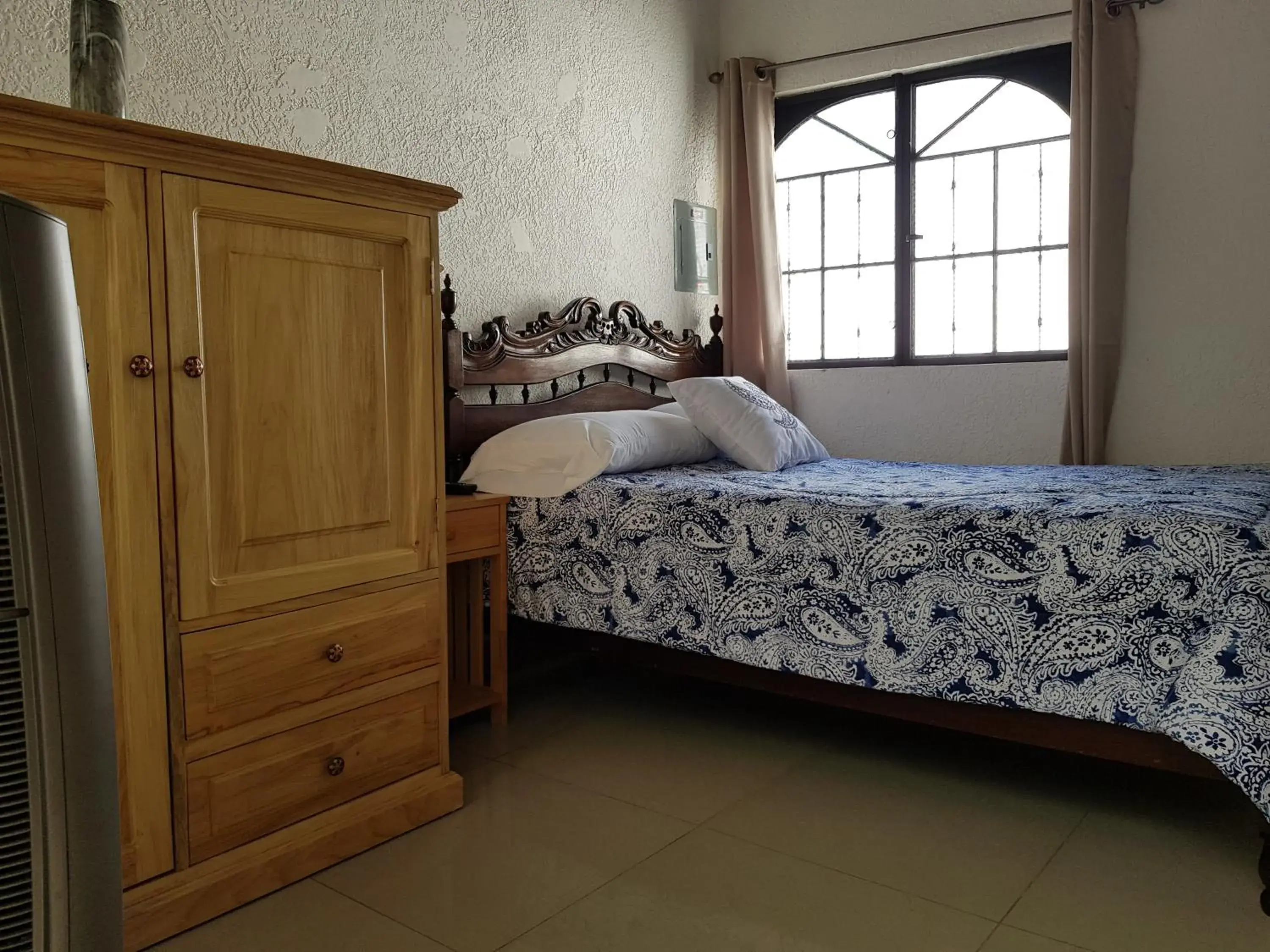 Double Room with Private Bathroom in La Capitanía Double Room with Private Bathroom in La Capitanía