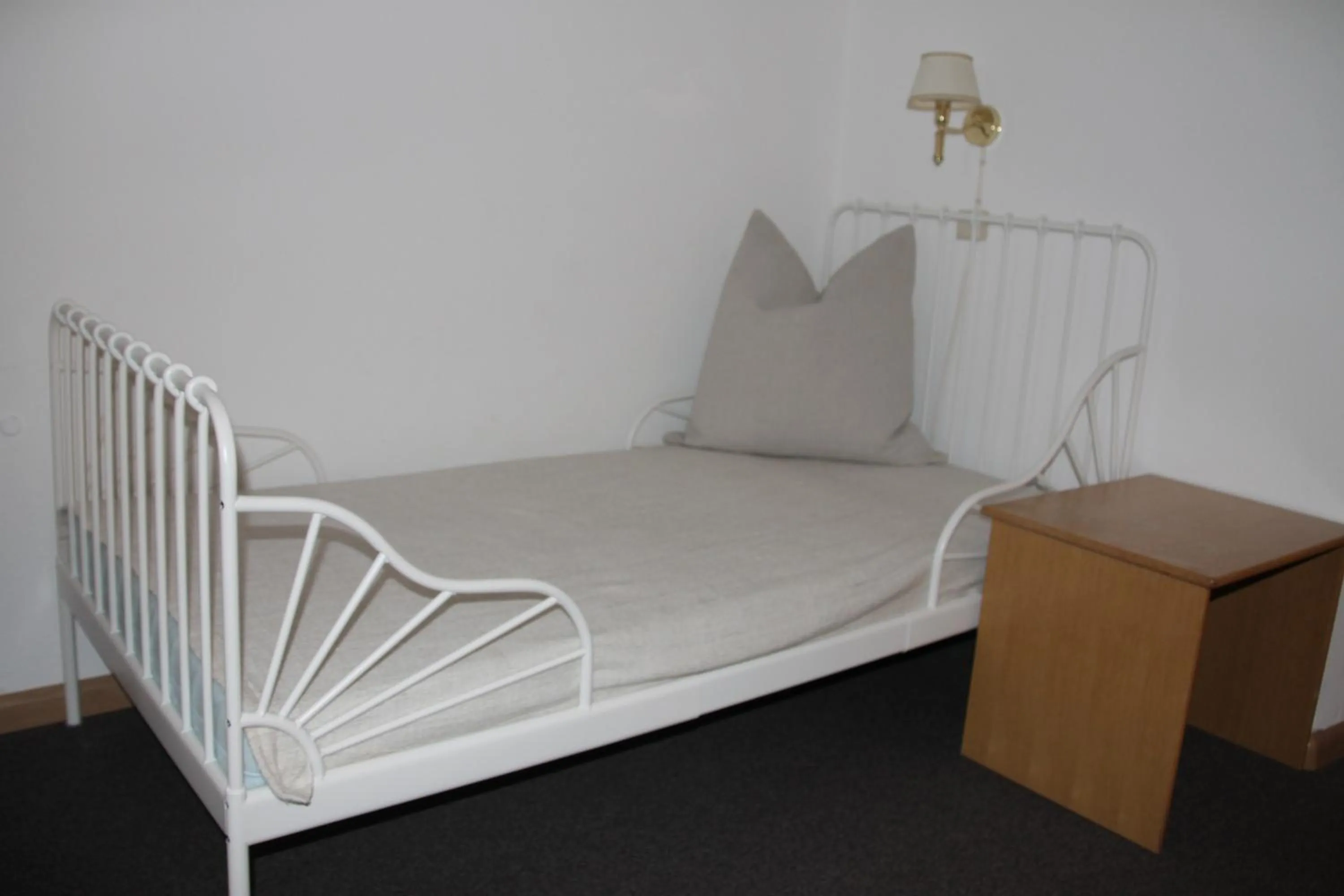 Photo of the whole room, Bed in Garni Brunnenhof
