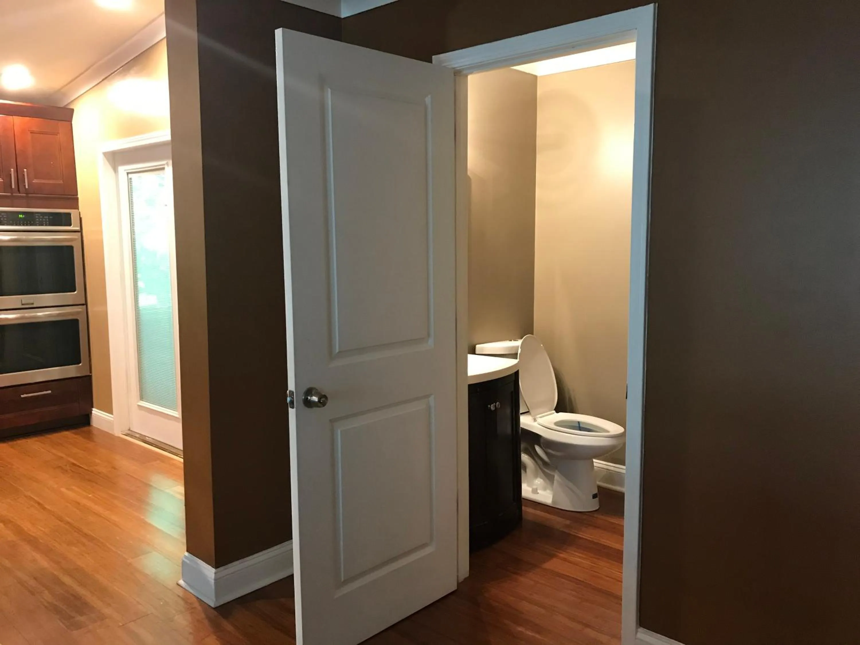 Toilet in Flint Hill