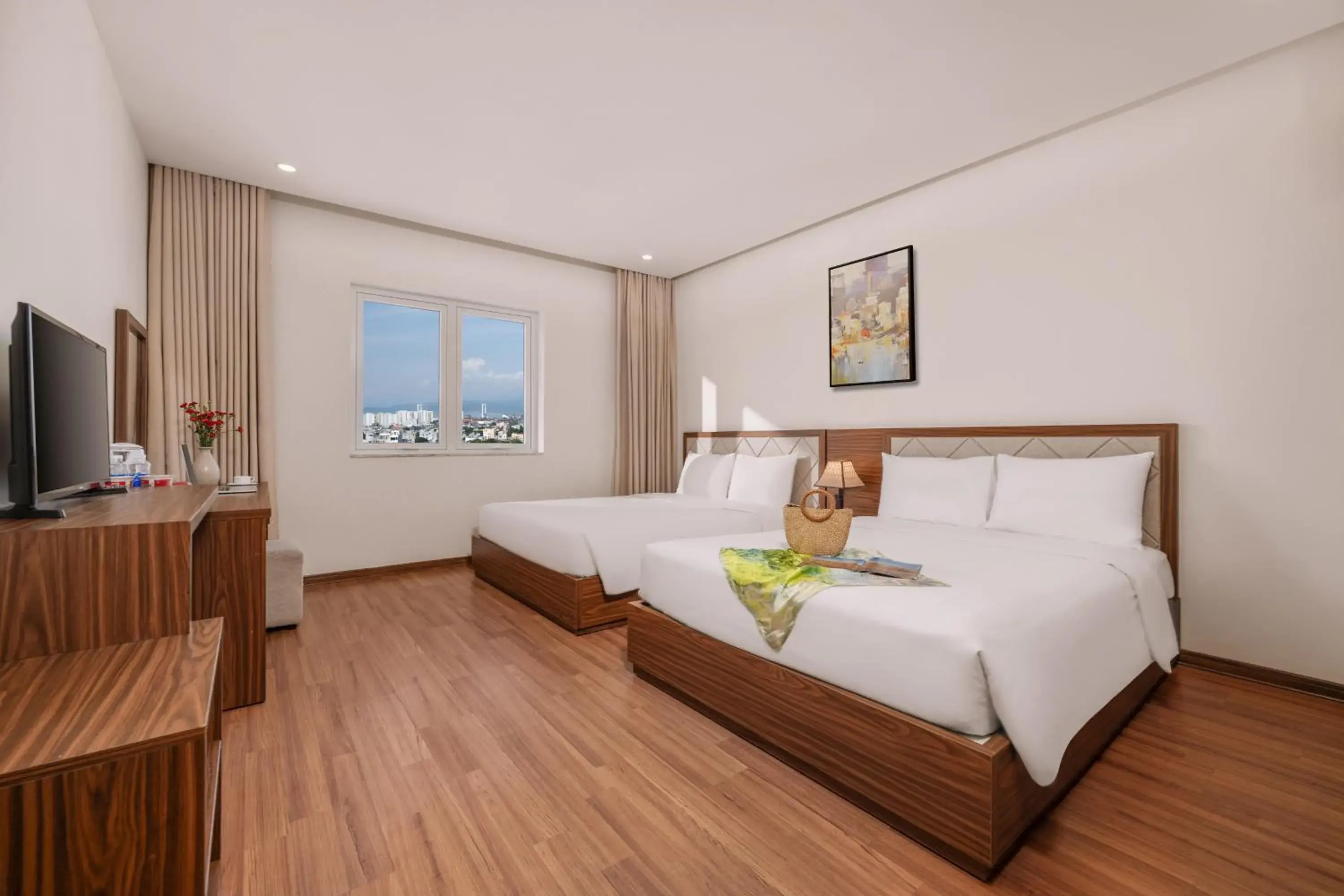 Deluxe Family Room in De Lamour Hotel Da Nang Deluxe Family Room in De Lamour Hotel Da Nang