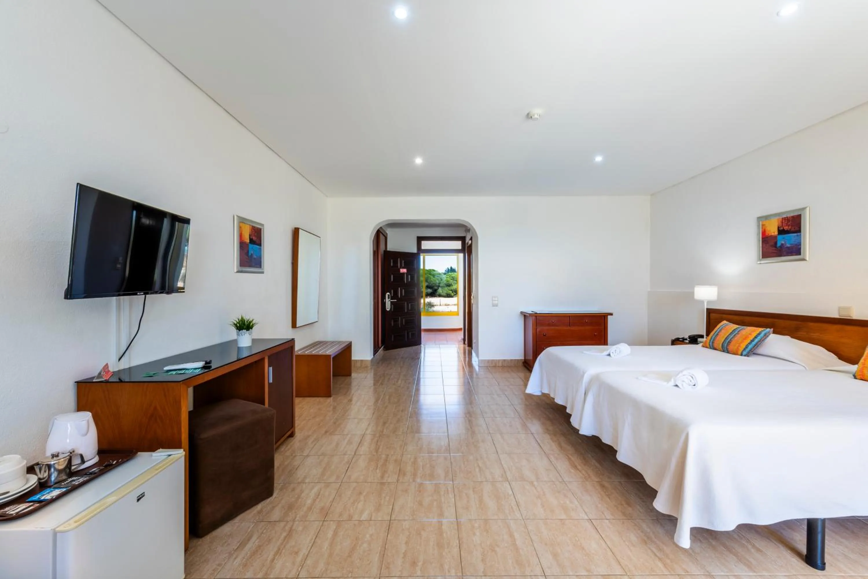 Bedroom, Bed in Hotel Pinhal do Sol