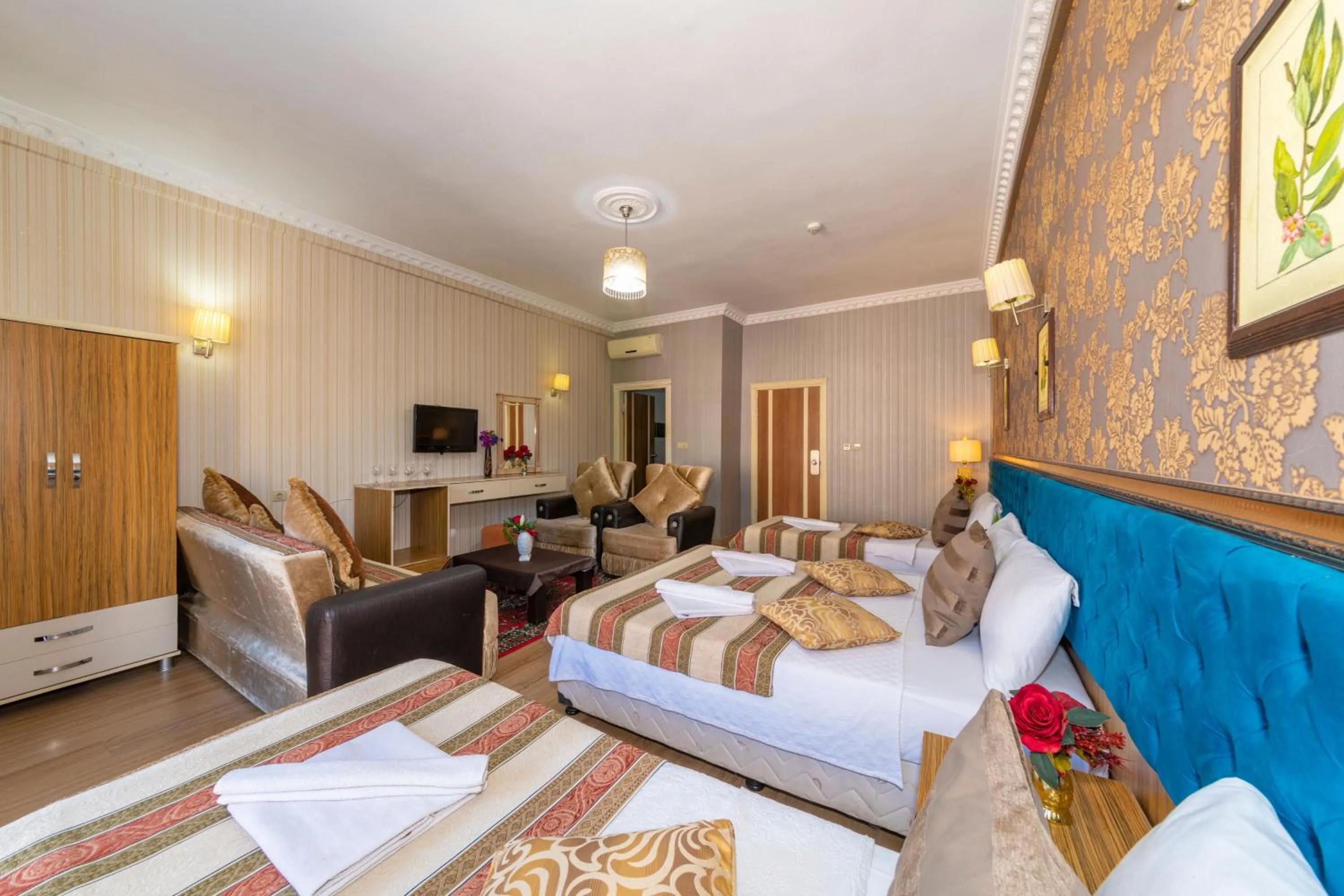 Photo of the whole room, Bed in Ista Palace Hotel