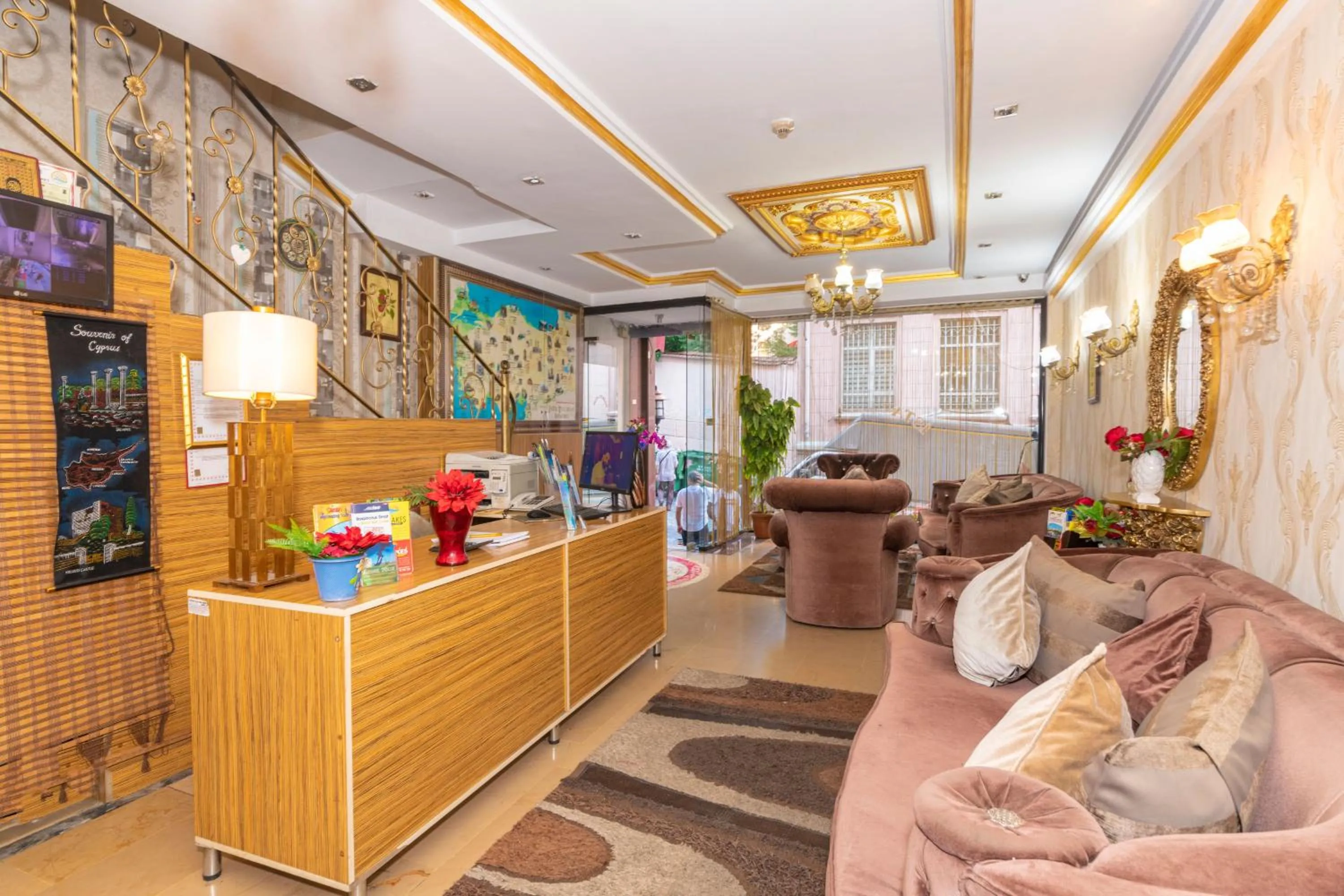 Lobby or reception in Ista Palace Hotel