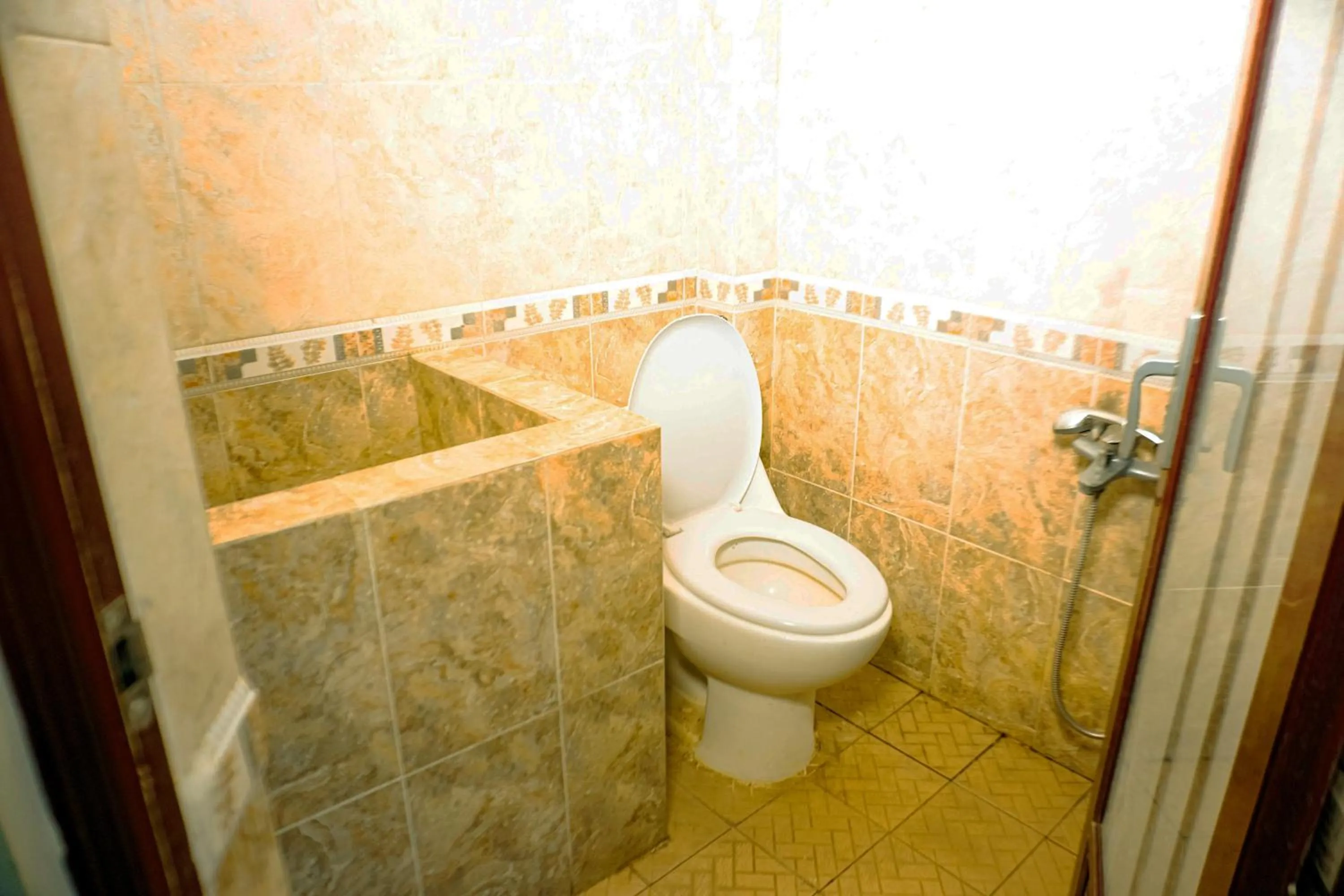 Bathroom in Hotel Laweyan Solo