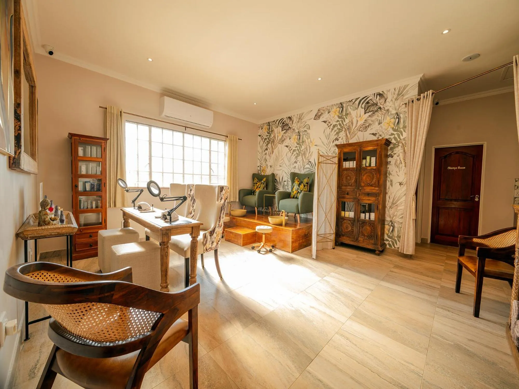 Spa and wellness centre/facilities in Monkey Thorn Lodge & Wellness Spa - Adults Only