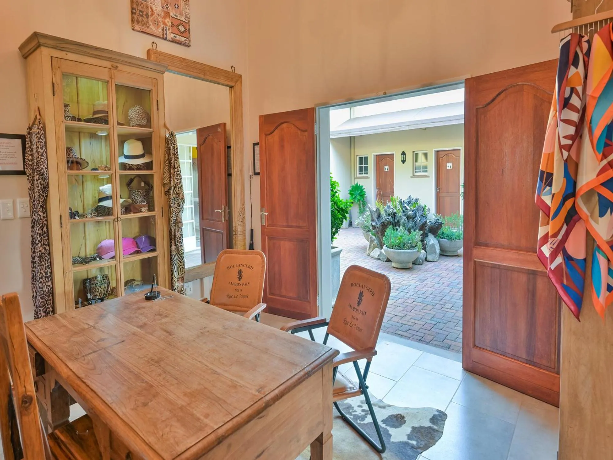 Lobby or reception in Monkey Thorn Lodge & Wellness Spa - Adults Only