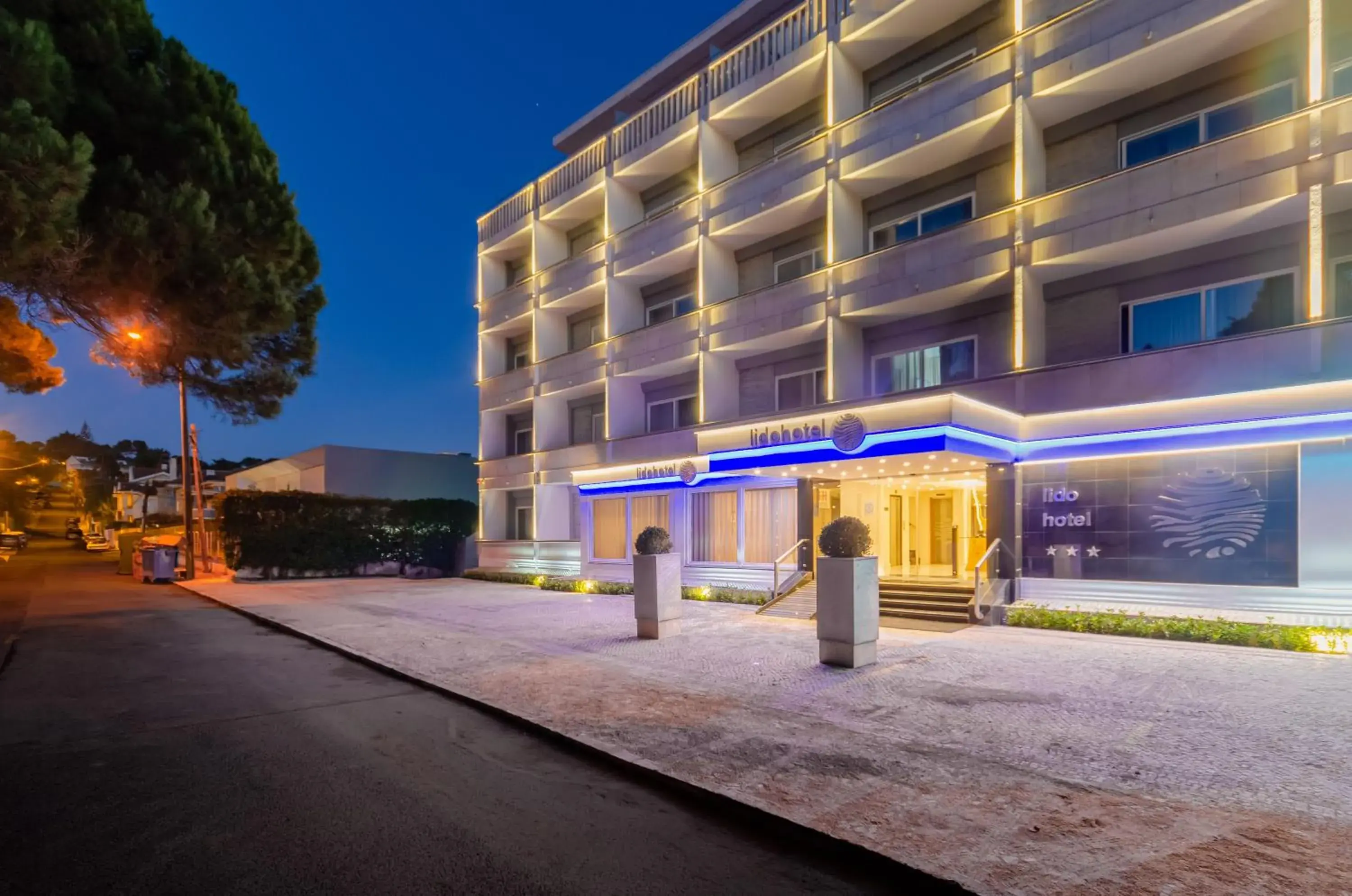 Property building in Hotel Lido Property building in Hotel Lido