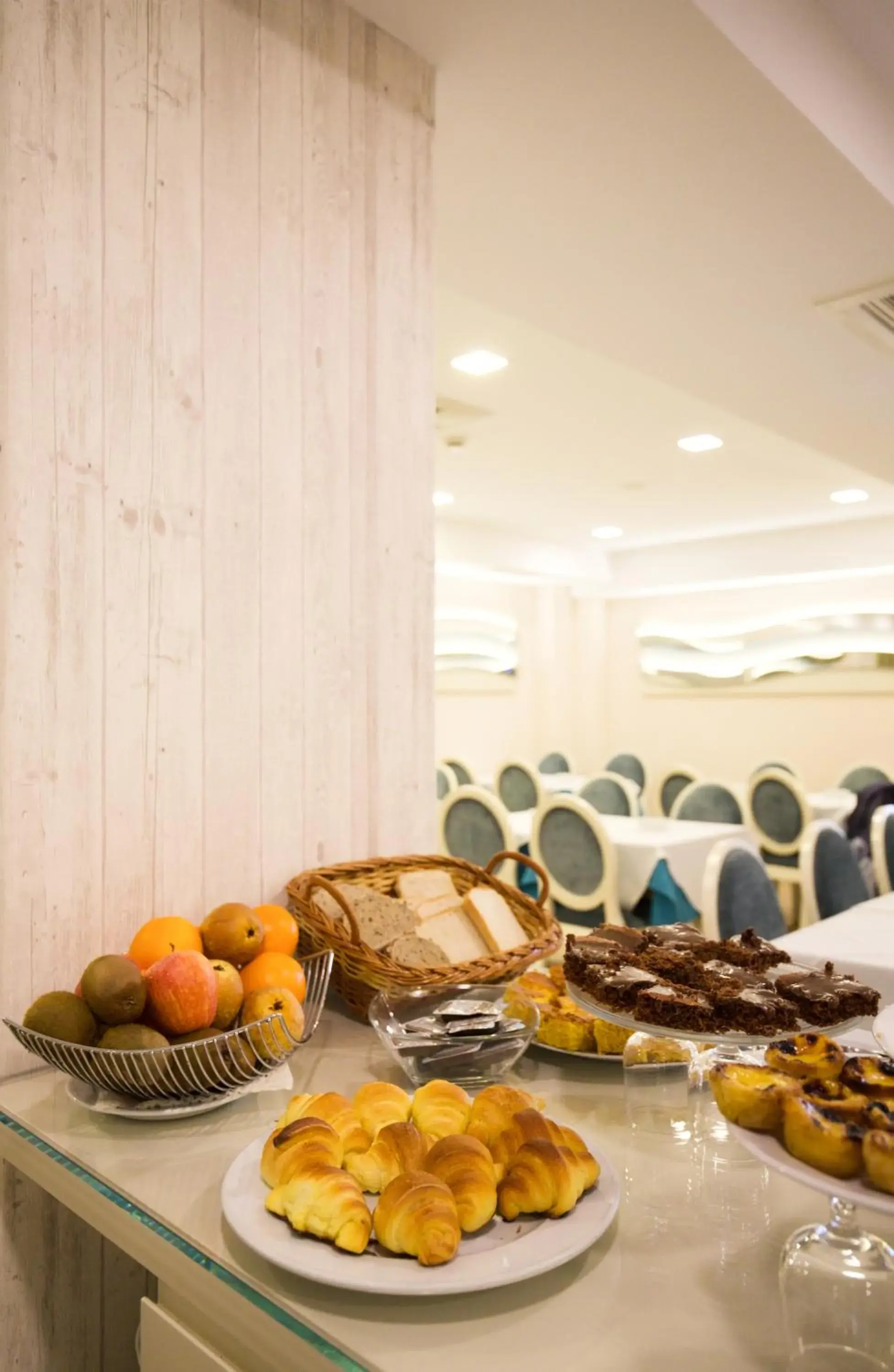 Food and drinks in Hotel Lido Food and drinks in Hotel Lido