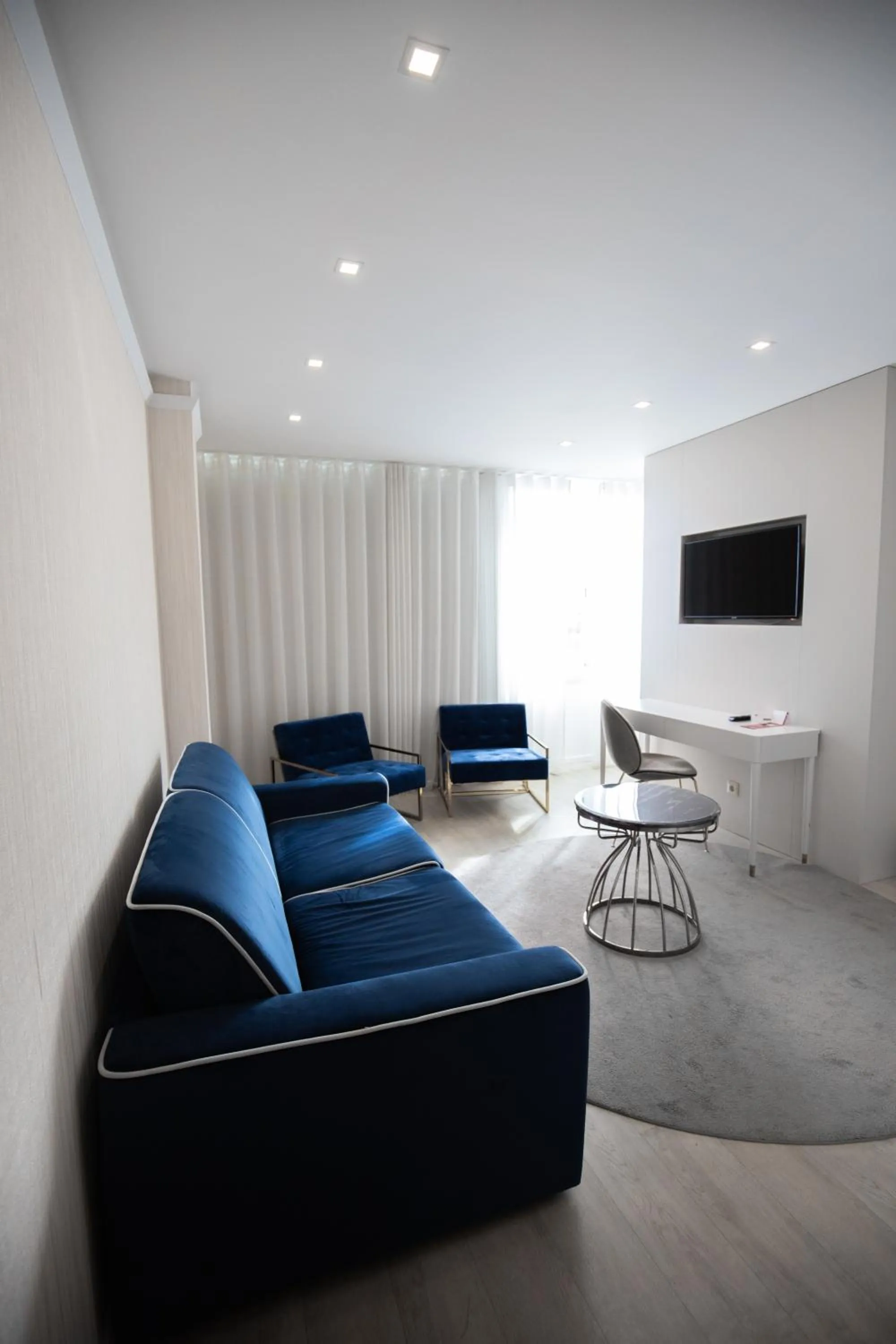 Photo of the whole room in Hotel Lido