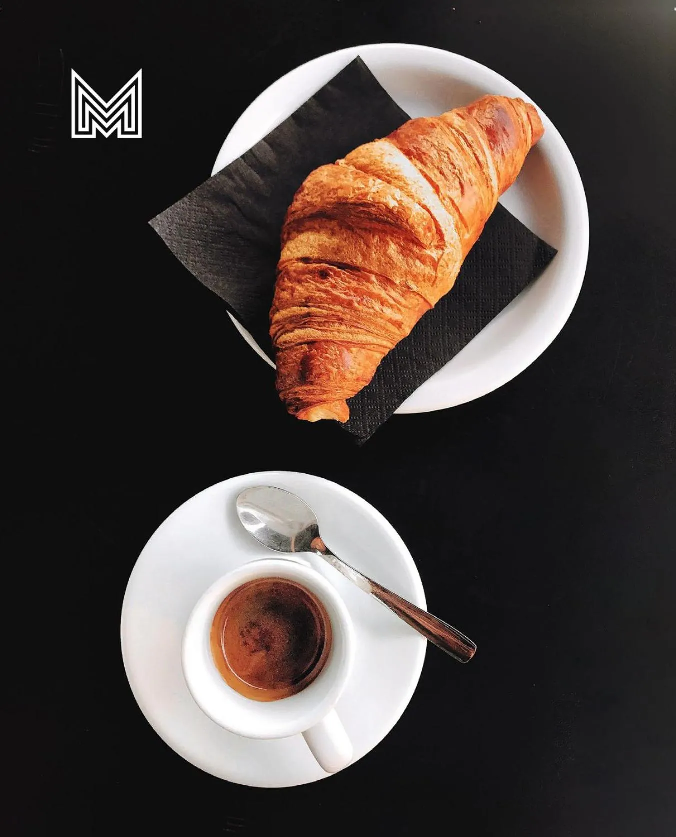 Food and drinks in Gladius Hotel & Suites-Parramatta Marsden Street