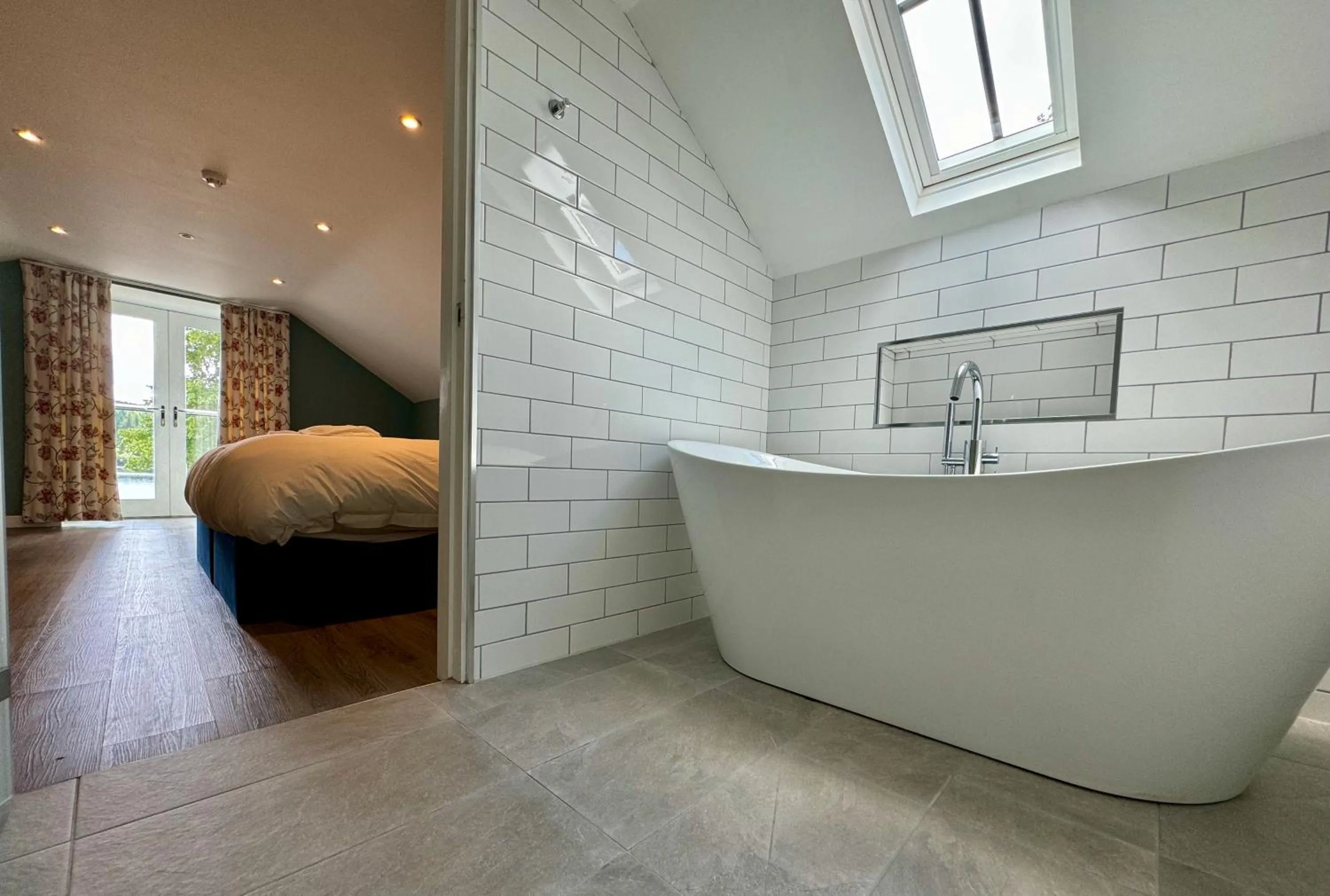 Bathroom in Altskeith Country House