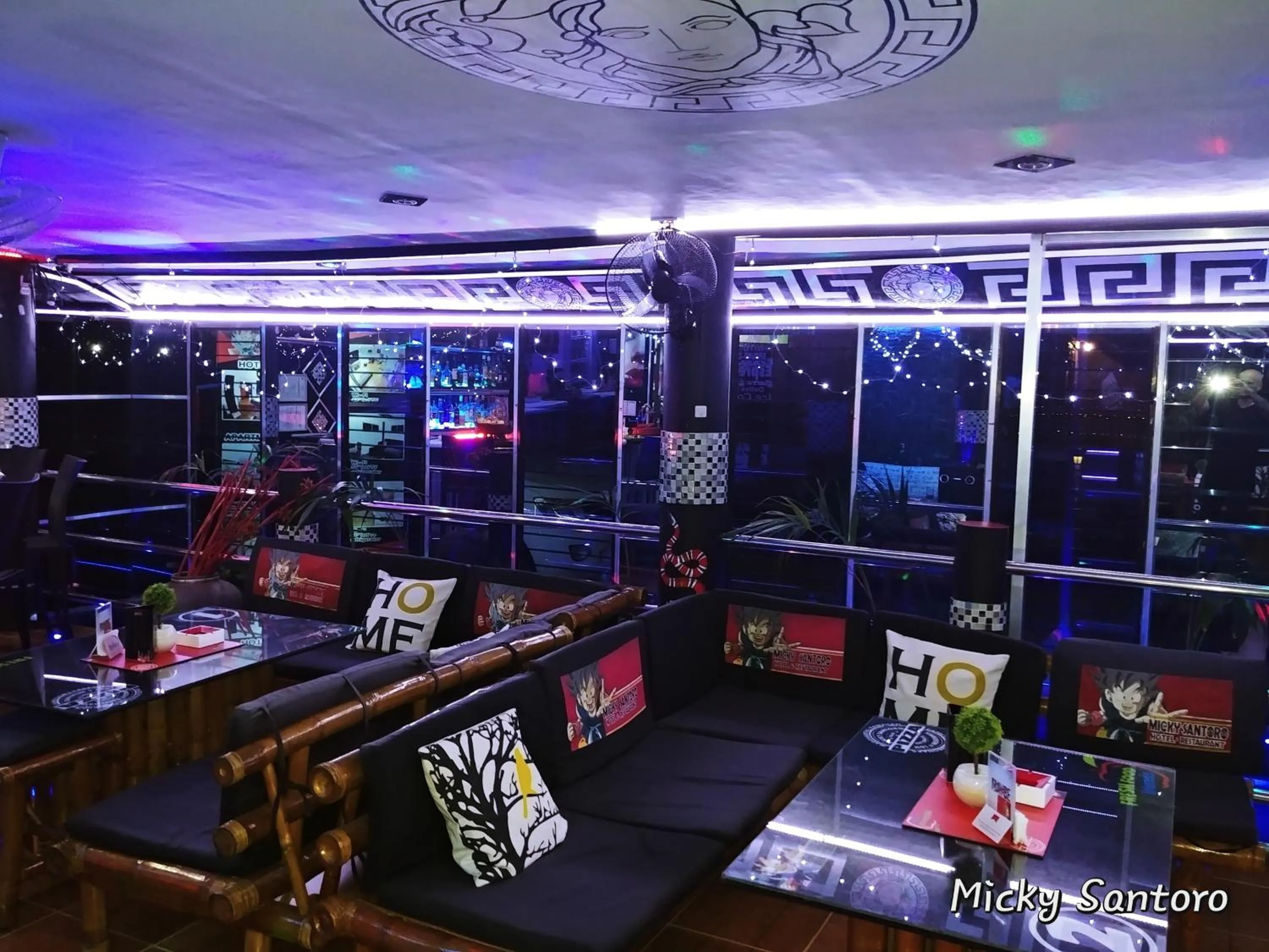 Micky Santoro Hotel & Restaurant