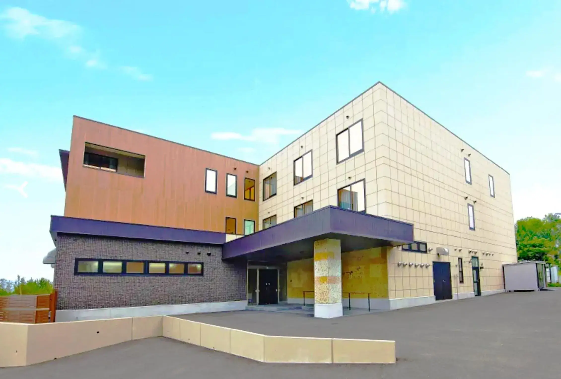 Property building in Winery Hotel and Condominium HITOHANA Property building in Winery Hotel and Condominium HITOHANA