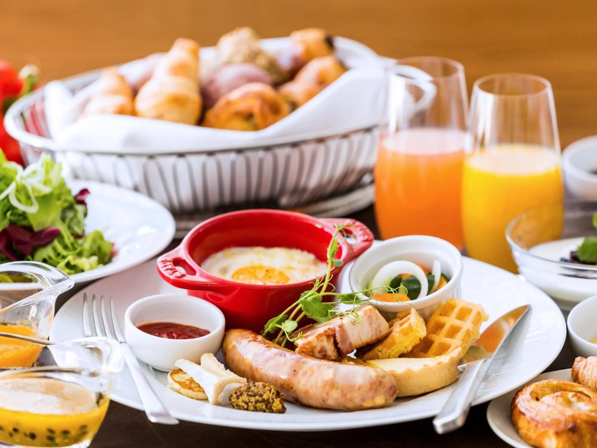 American breakfast in Winery Hotel and Condominium HITOHANA