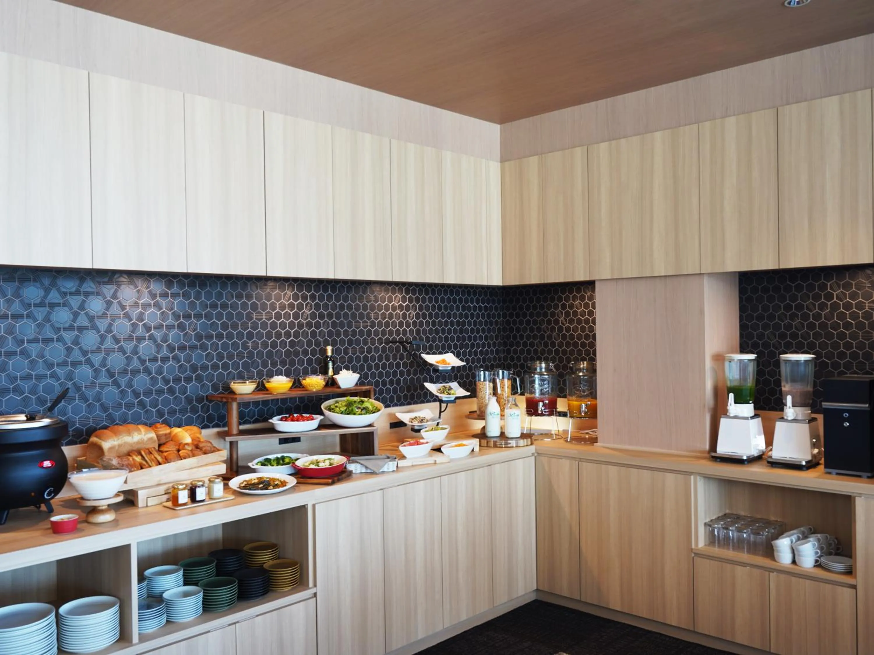 Food in Winery Hotel and Condominium HITOHANA