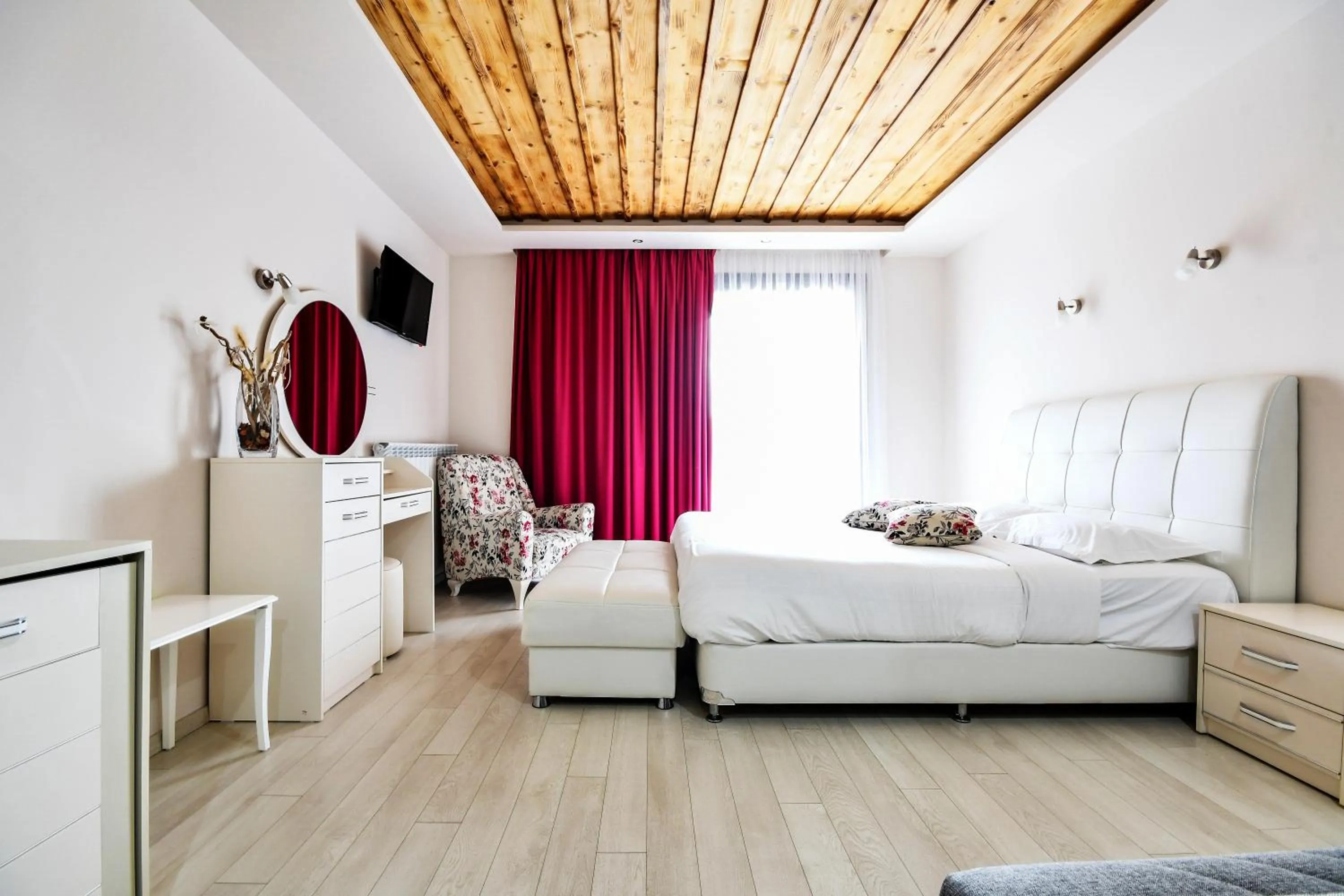 Bed in Arhontiko Liamas