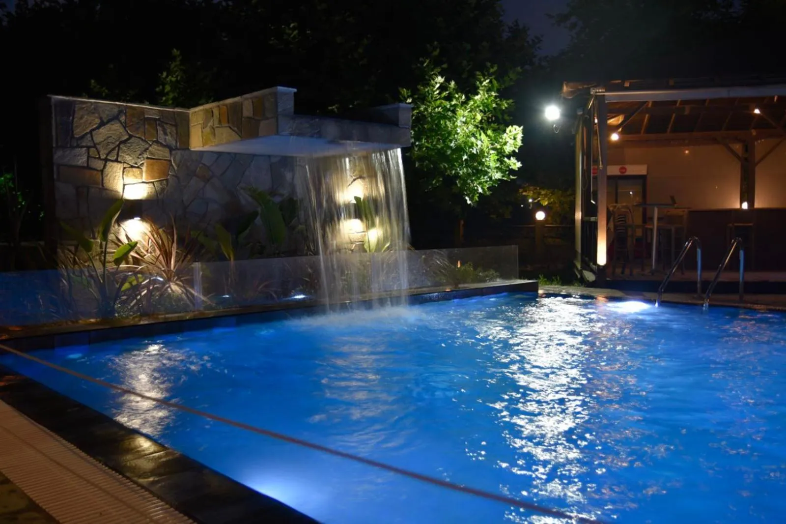 Swimming pool in Arhontiko Liamas