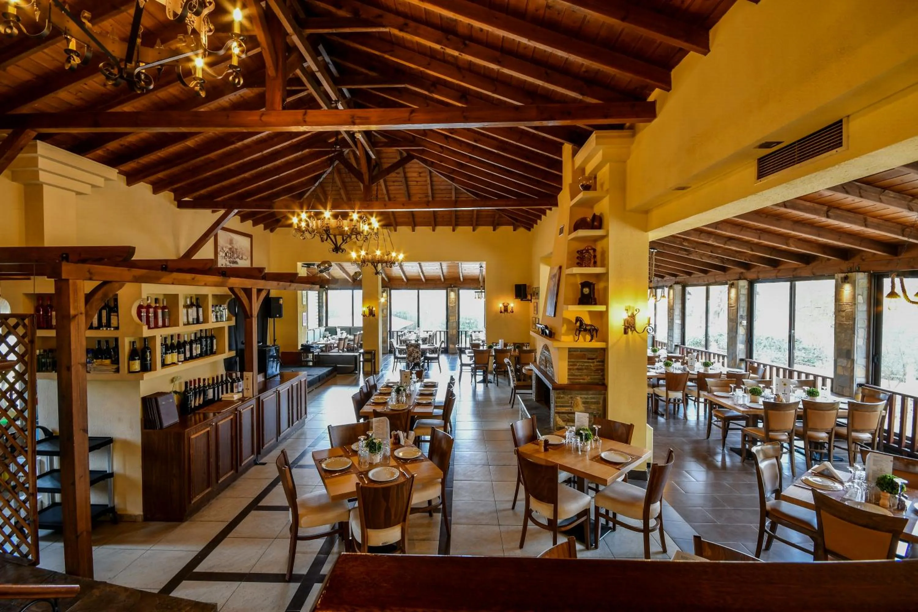 Restaurant/places to eat in Arhontiko Liamas