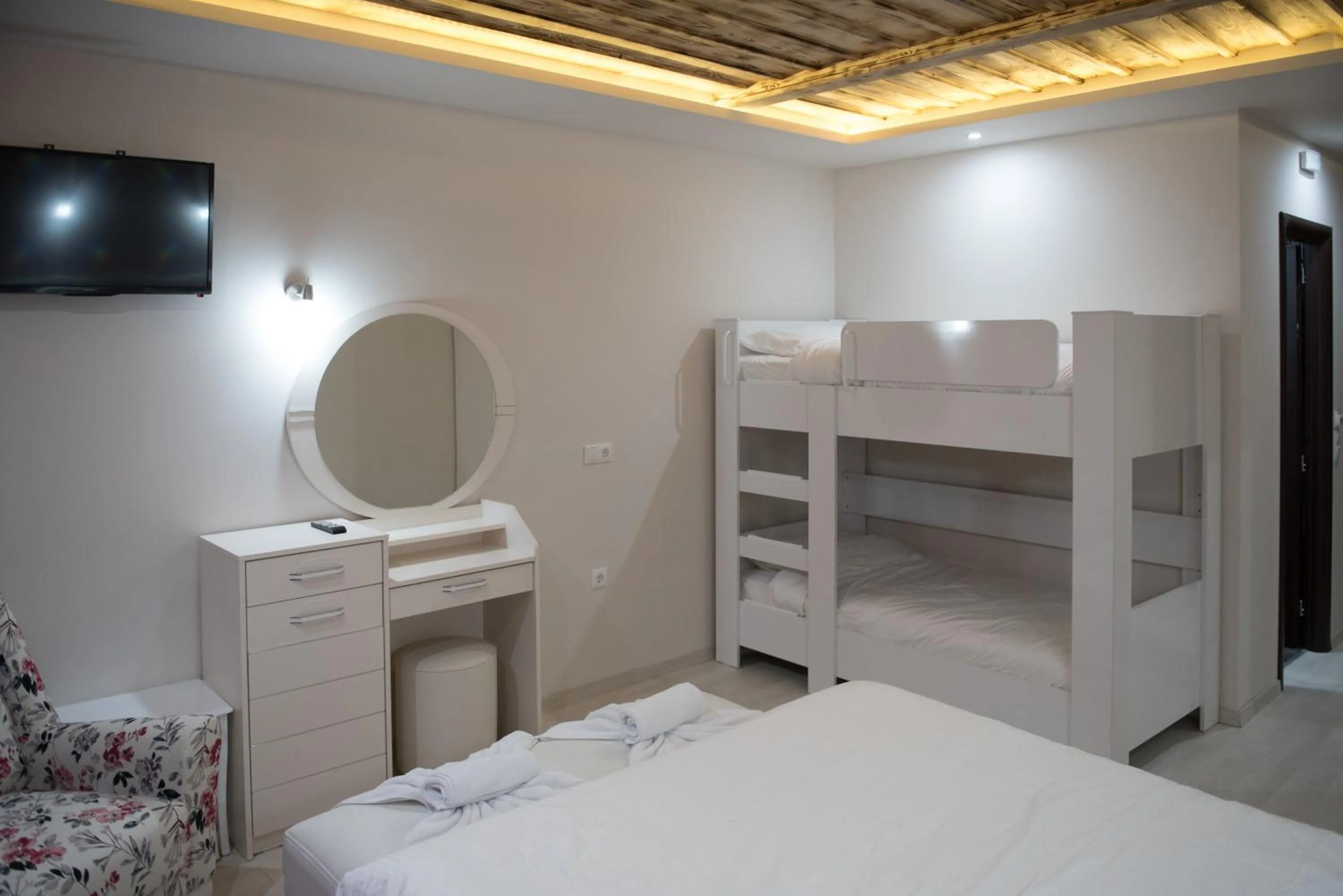 Bed in Arhontiko Liamas