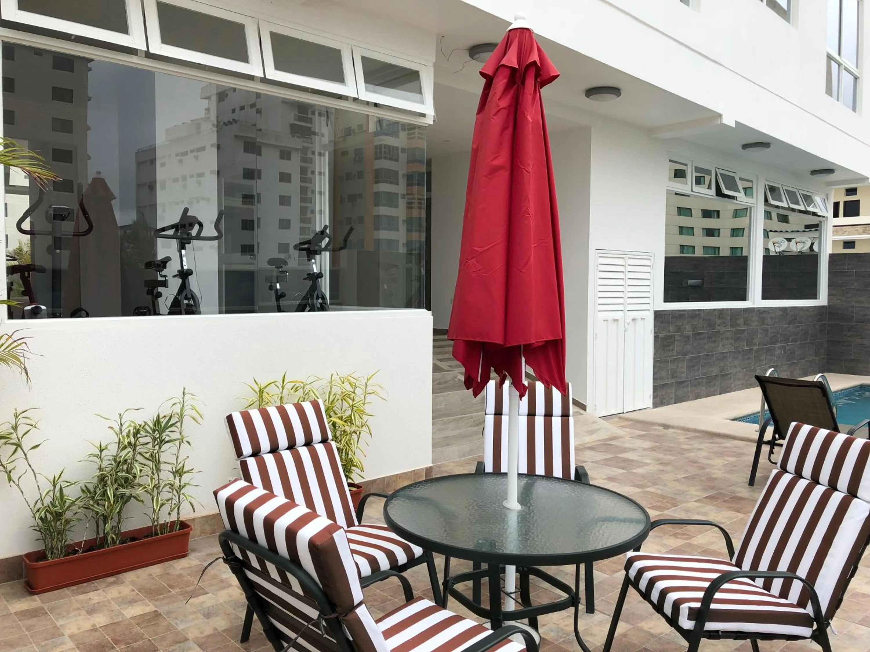 Patio in Torre Marbella Apartamentos de 2 y 3 dormitorios