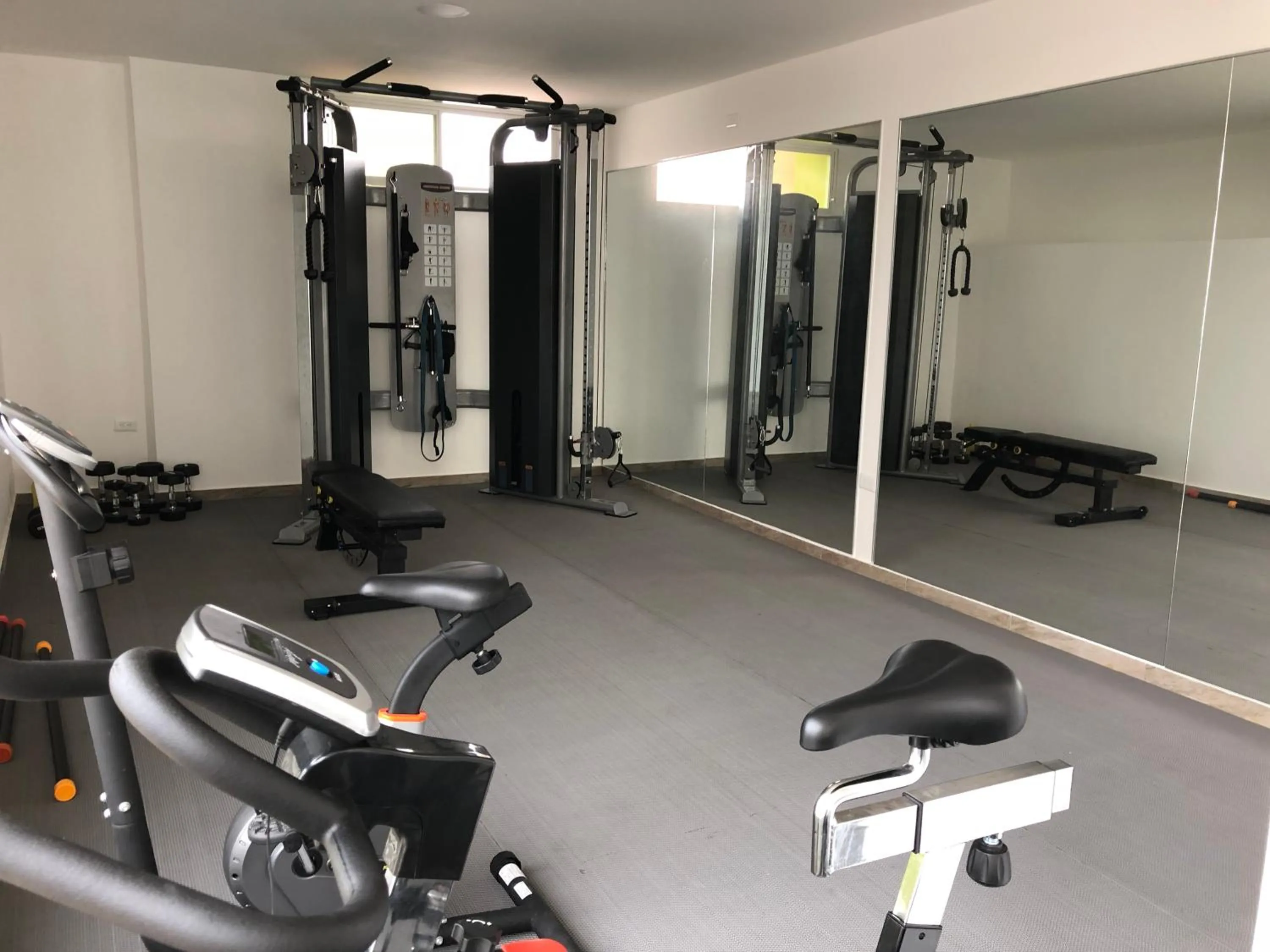 Fitness centre/facilities in Torre Marbella Apartamentos de 2 y 3 dormitorios