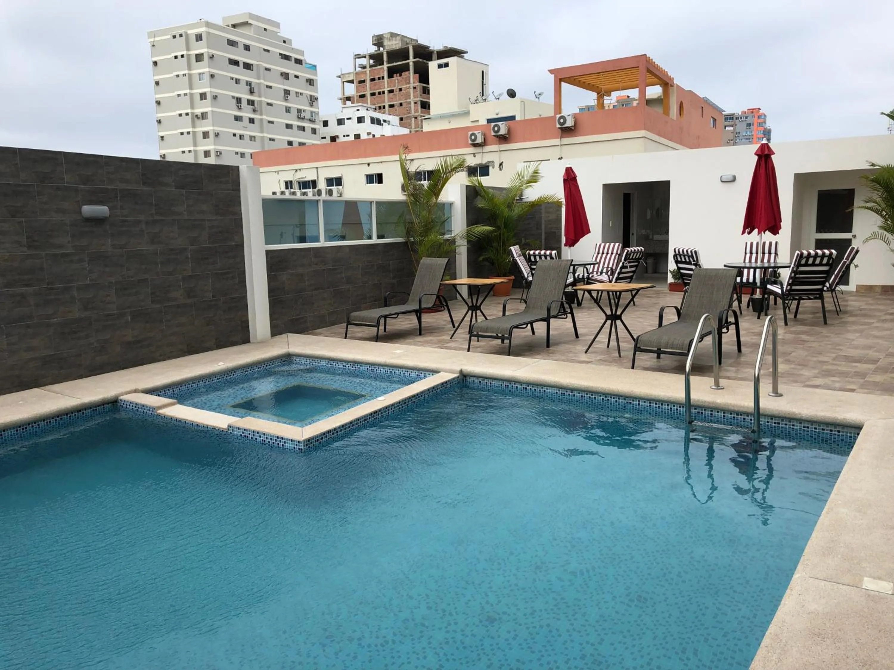 Patio in Torre Marbella Apartamentos de 2 y 3 dormitorios