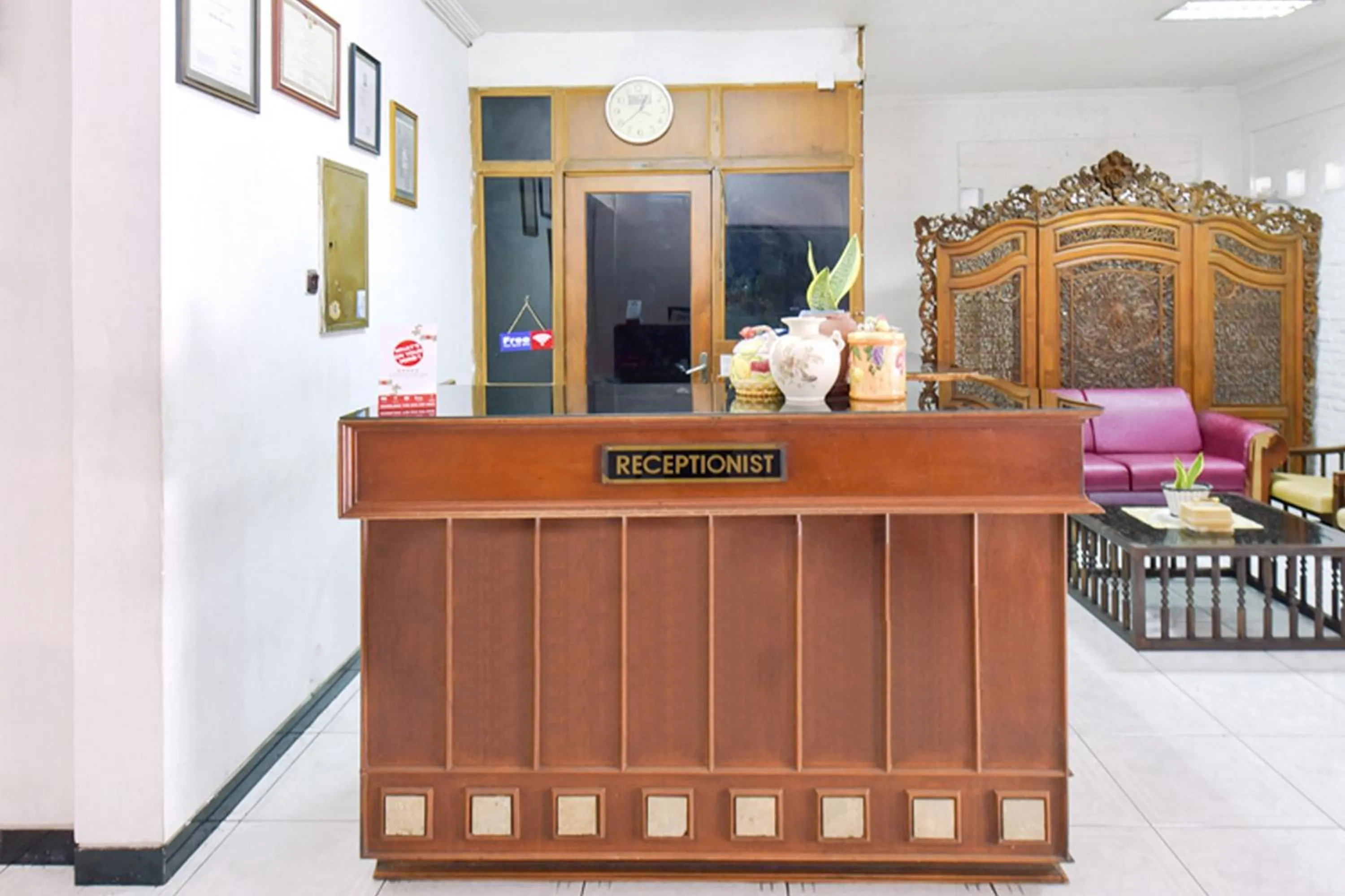 Lobby or reception in Sekar Ayu Hotel Malioboro Mitra RedDoorz