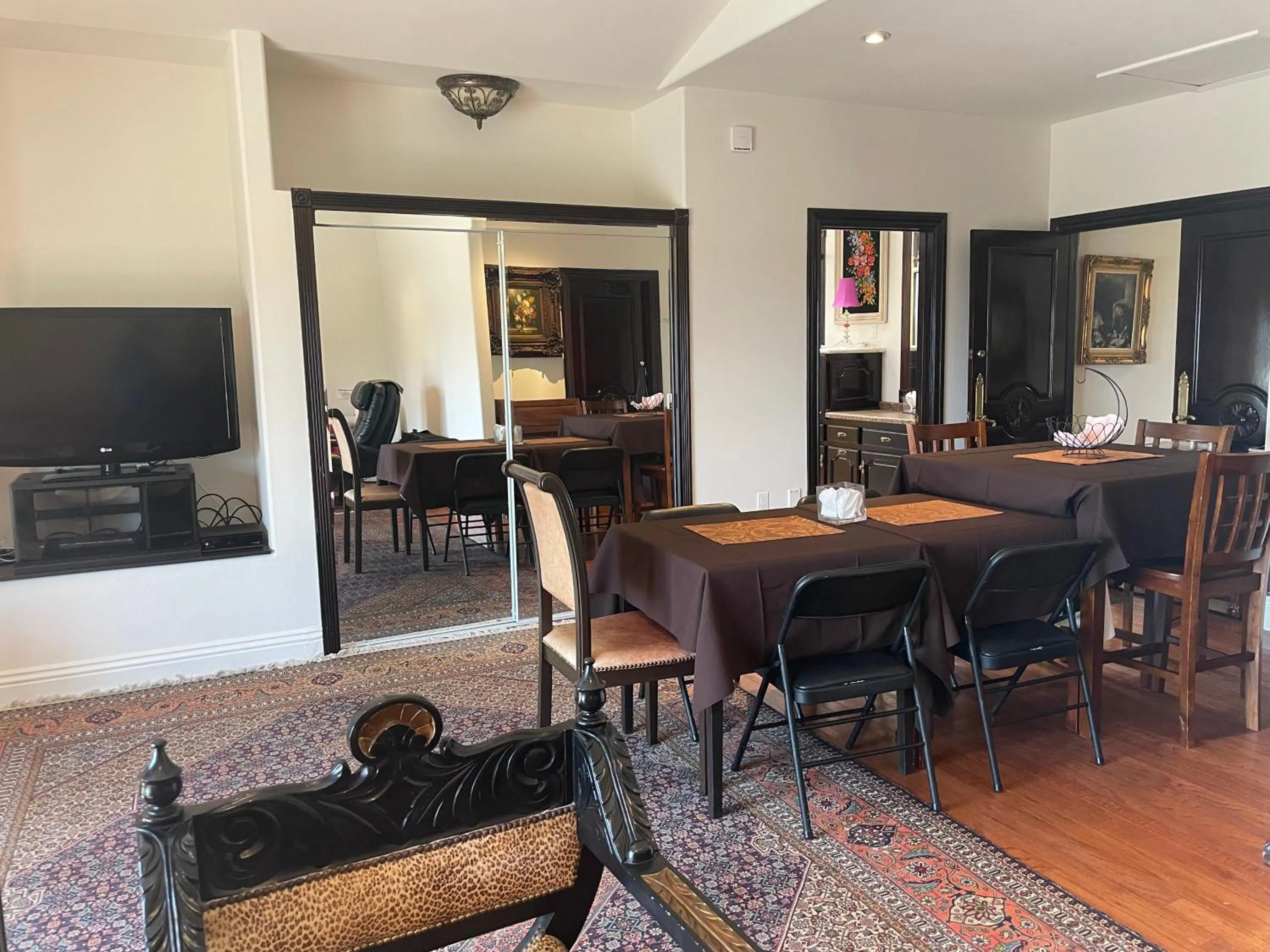 Entire Second Flr - Santa Monica Luxury Roman Villa