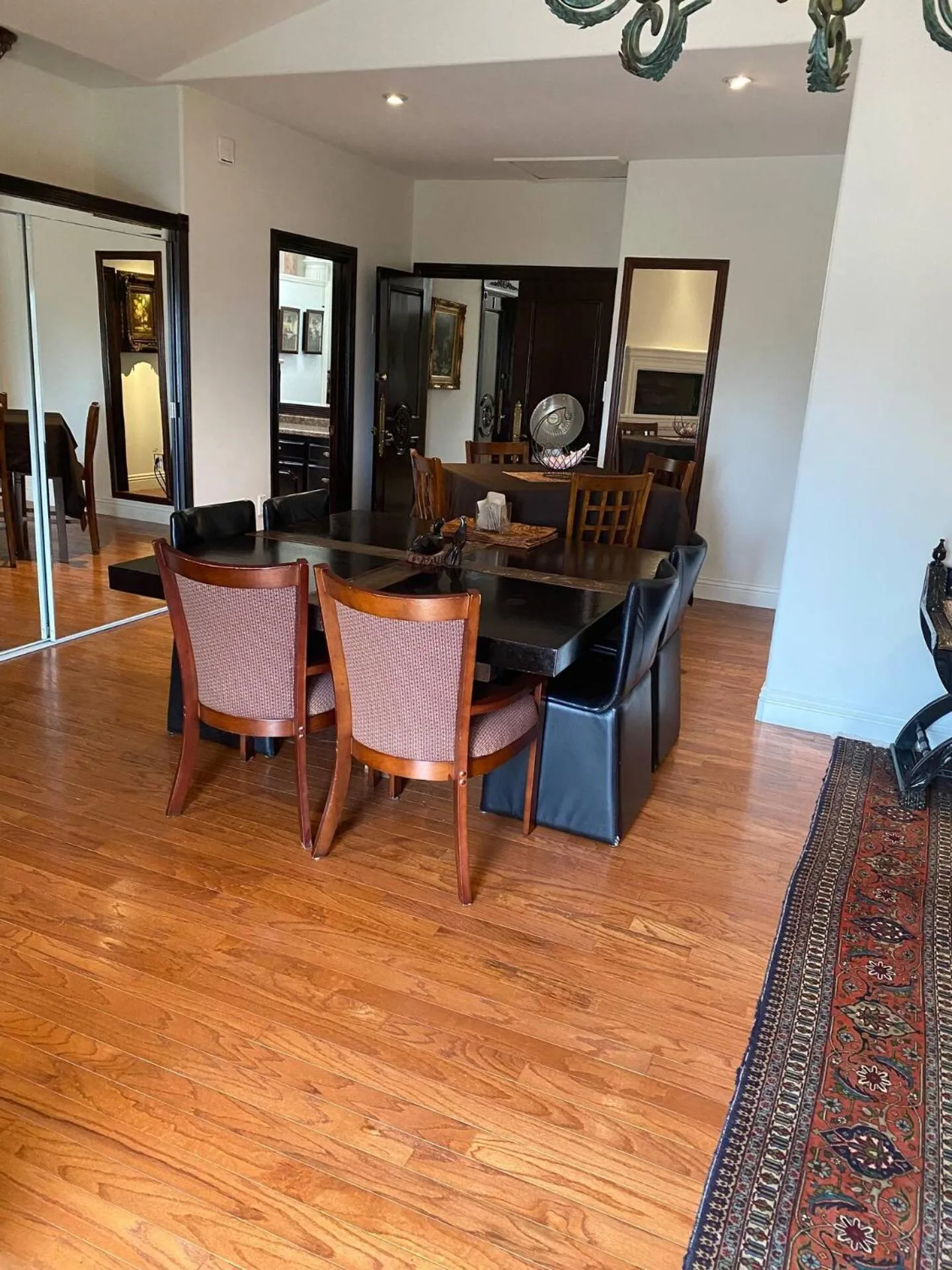 Living room in Entire Second Flr - Santa Monica Luxury Roman Villa