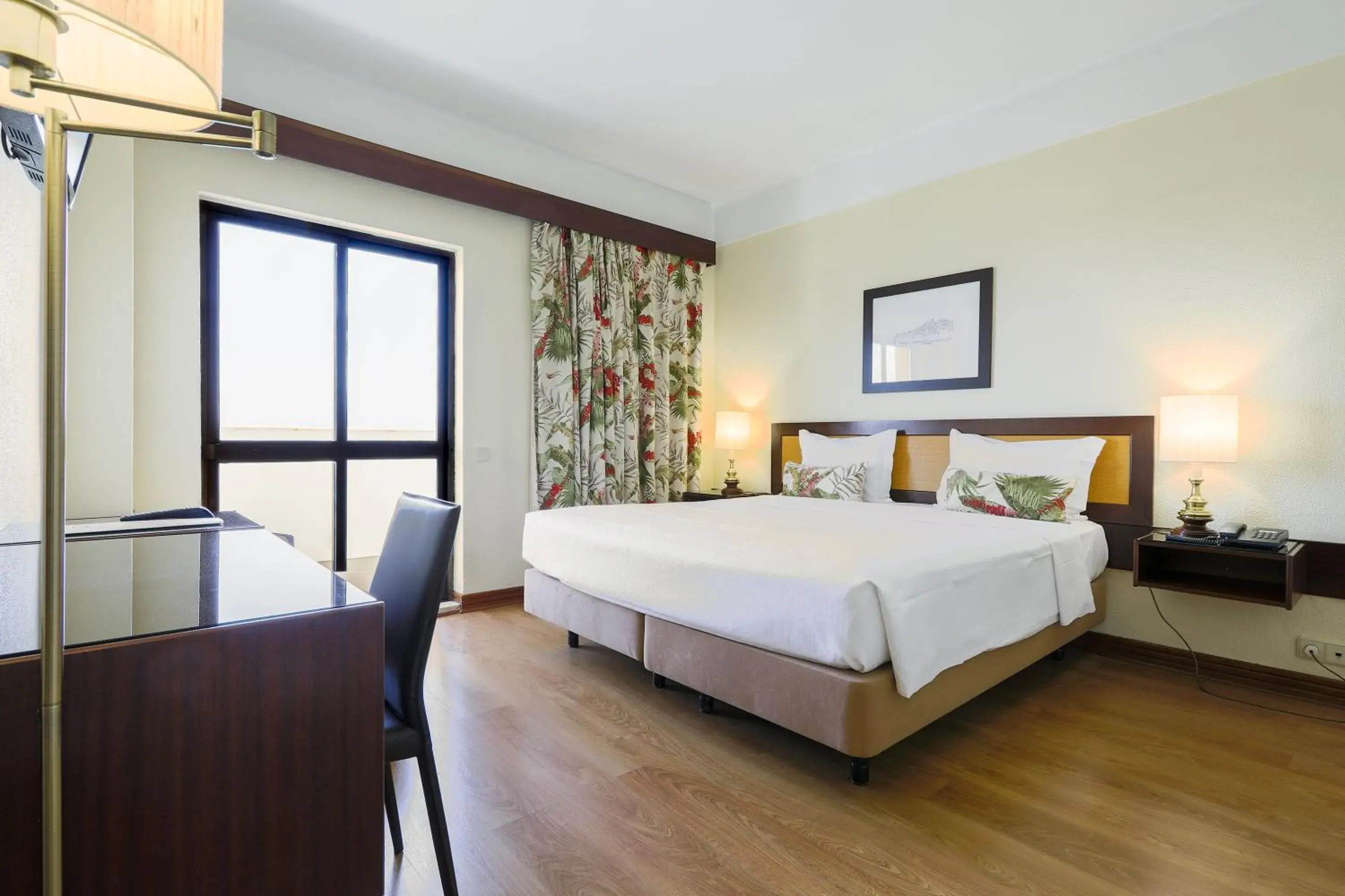 Photo of the whole room, Bed in Hotel D. Luis Photo of the whole room, Bed in Hotel D. Luis