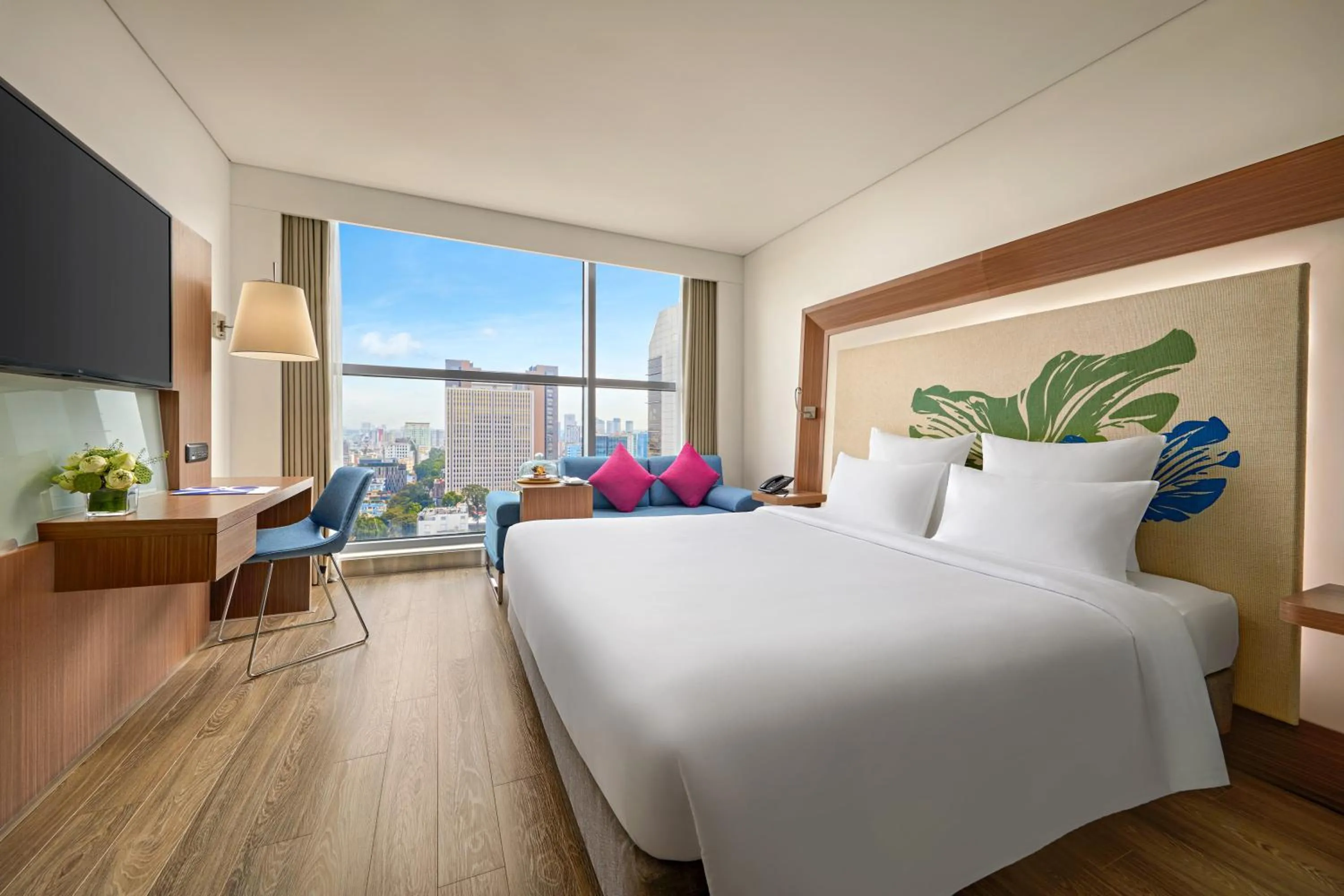 Bedroom, Bed in Novotel Saigon Centre