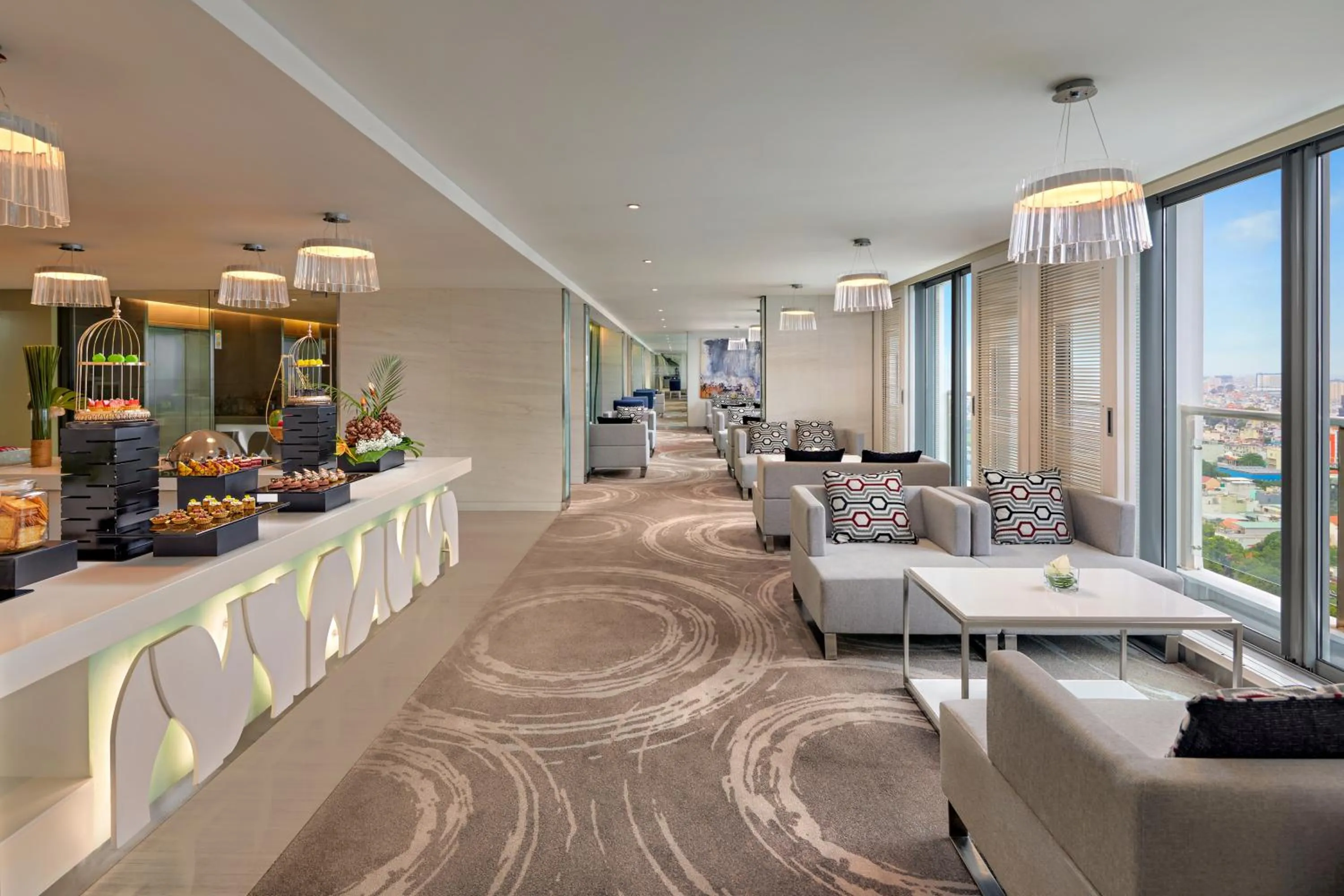 Lounge or bar in Novotel Saigon Centre