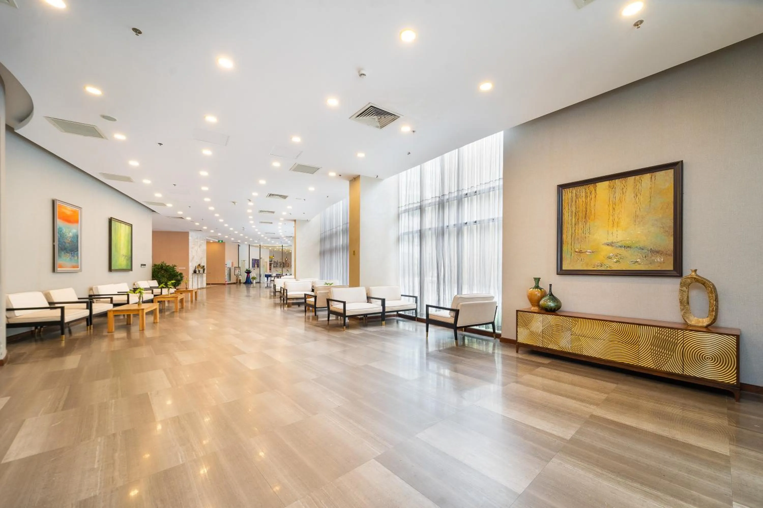 Seating area in DIC Star Landmark