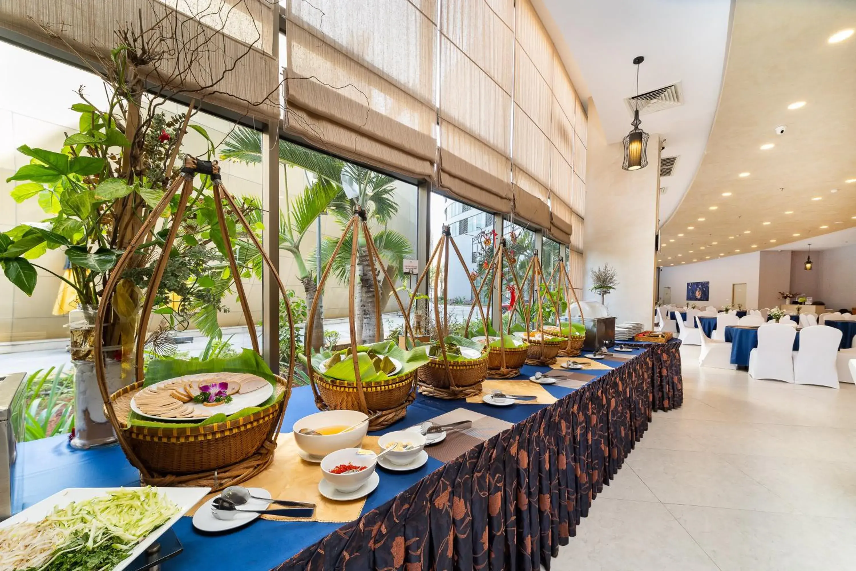 Food and drinks in DIC Star Landmark Food and drinks in DIC Star Landmark