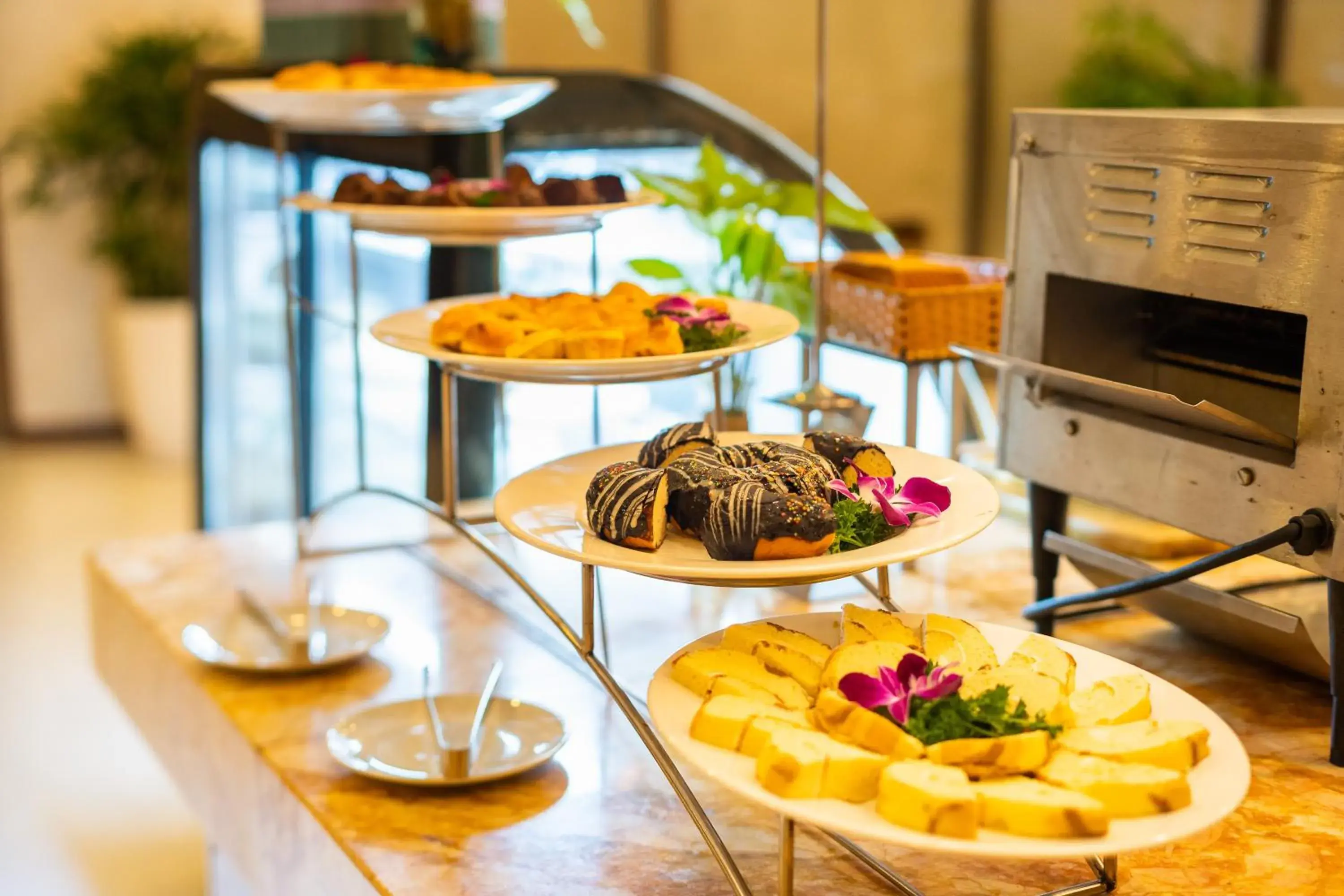 Food in DIC Star Landmark Food in DIC Star Landmark