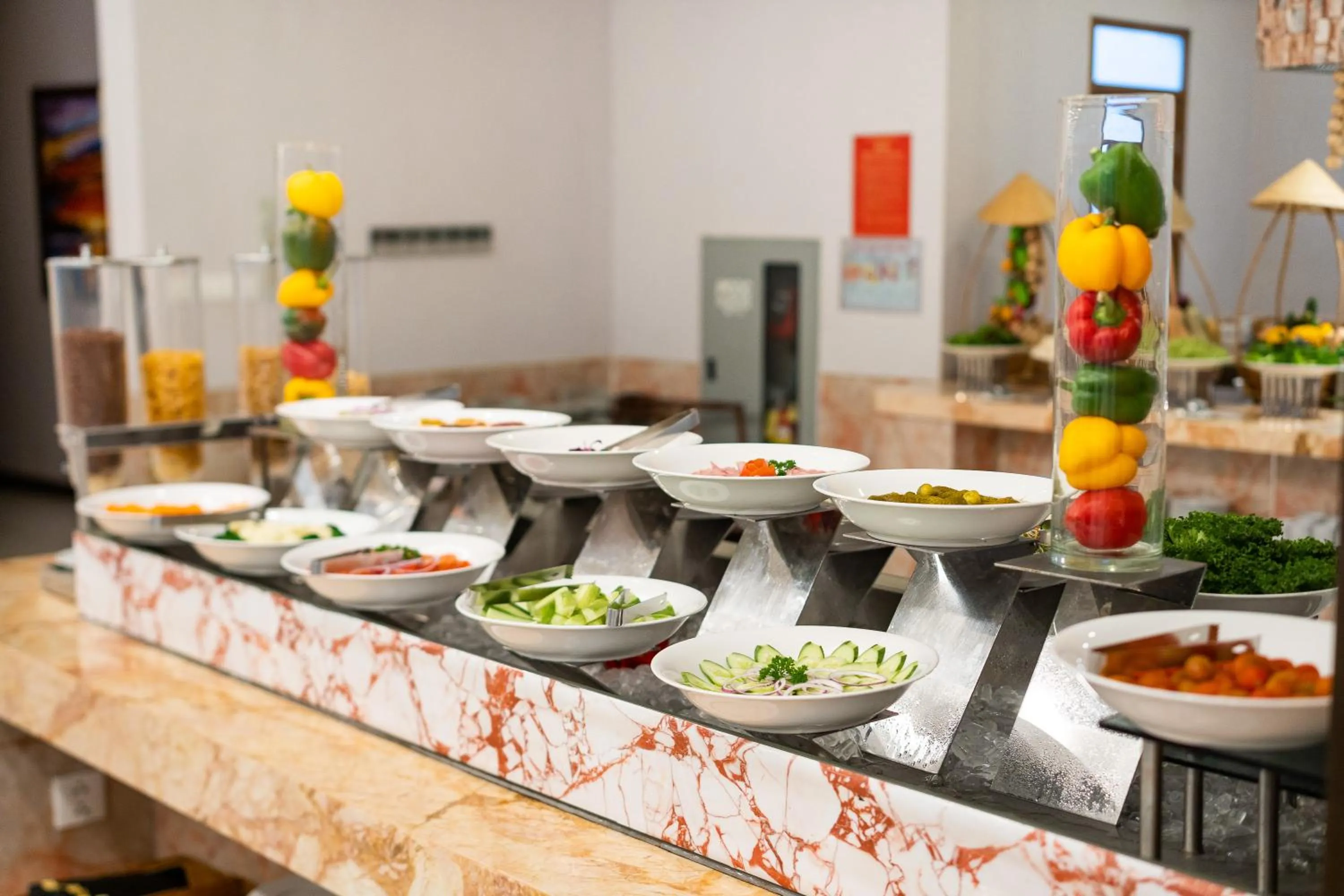 Food and drinks in DIC Star Landmark