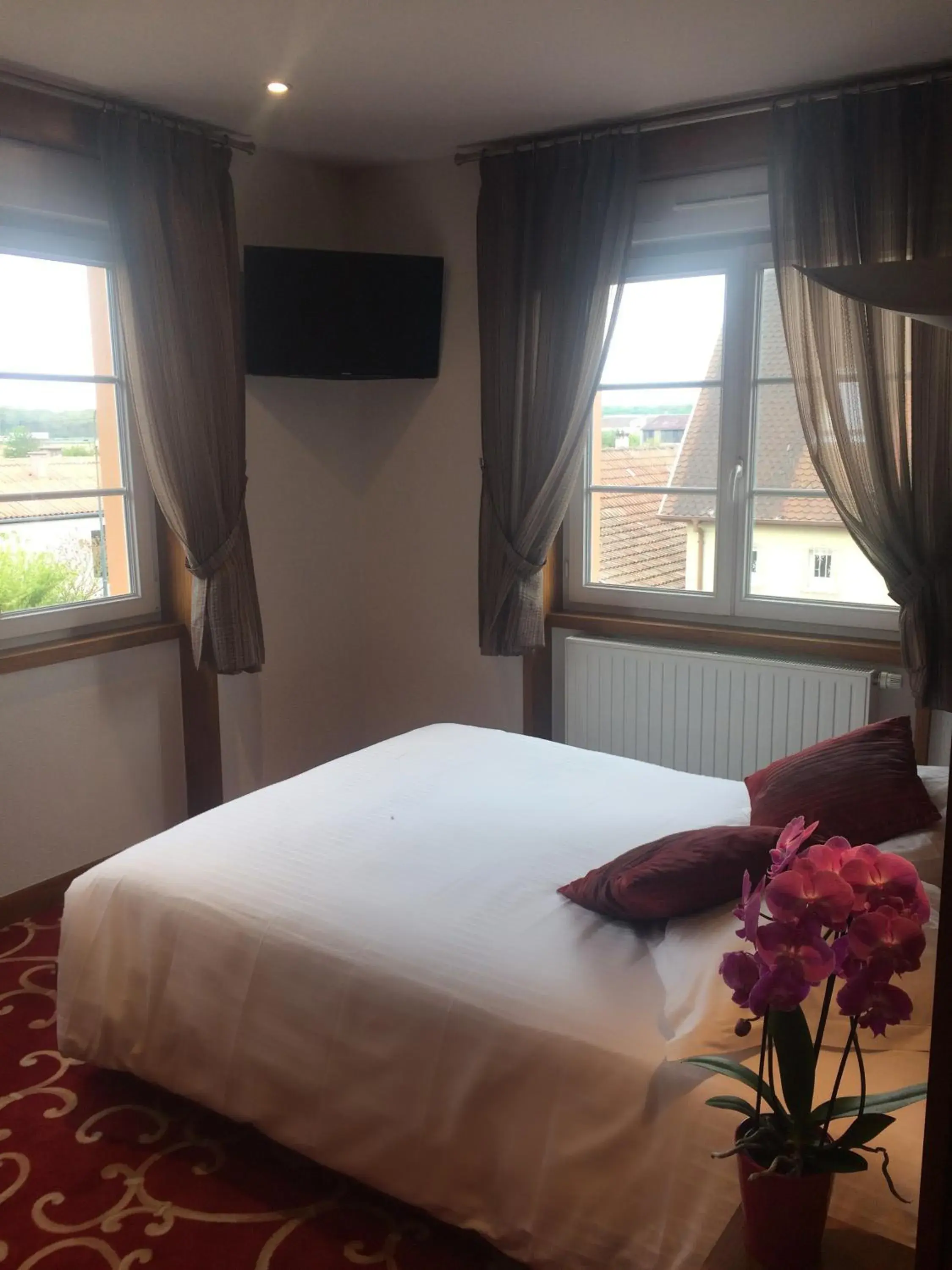 Comfort Double Room in Résidence Les Cigogneaux Comfort Double Room in Résidence Les Cigogneaux