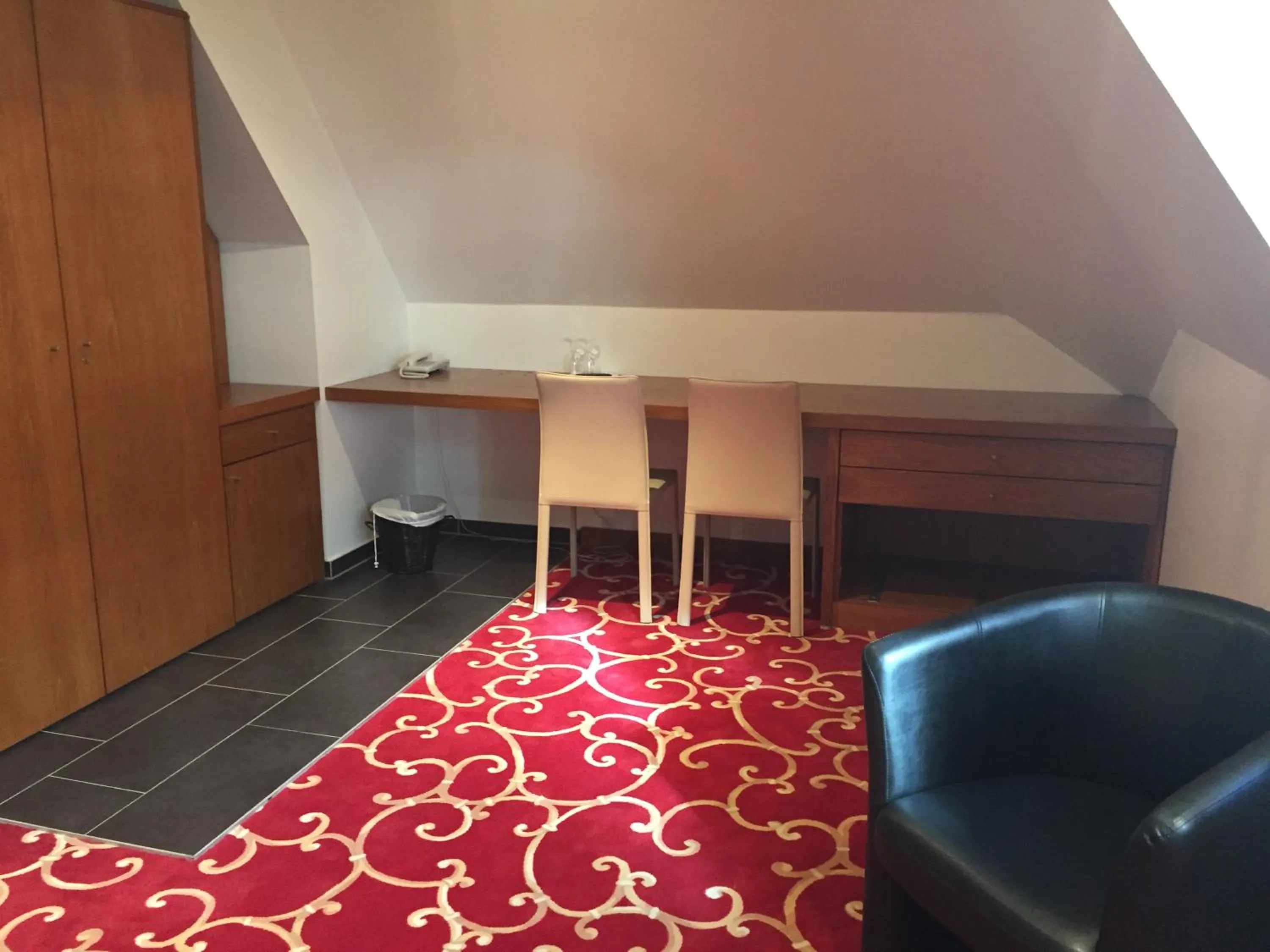 Photo of the whole room in Résidence Les Cigogneaux