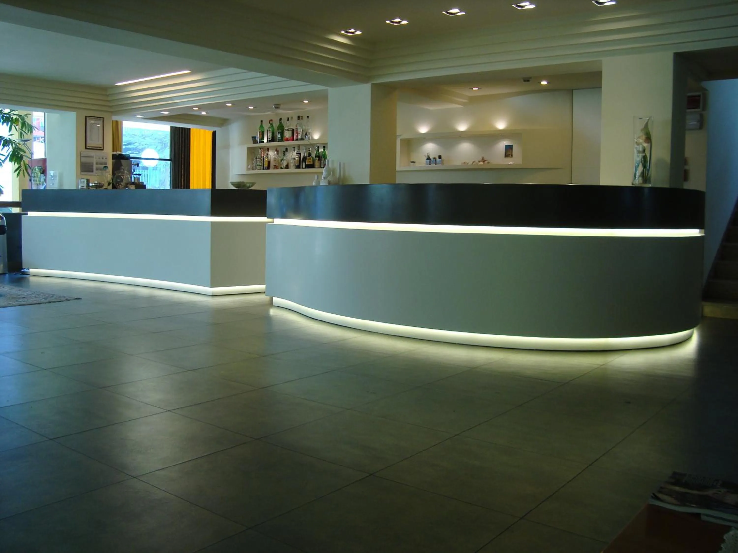 Lobby or reception in Hotel City