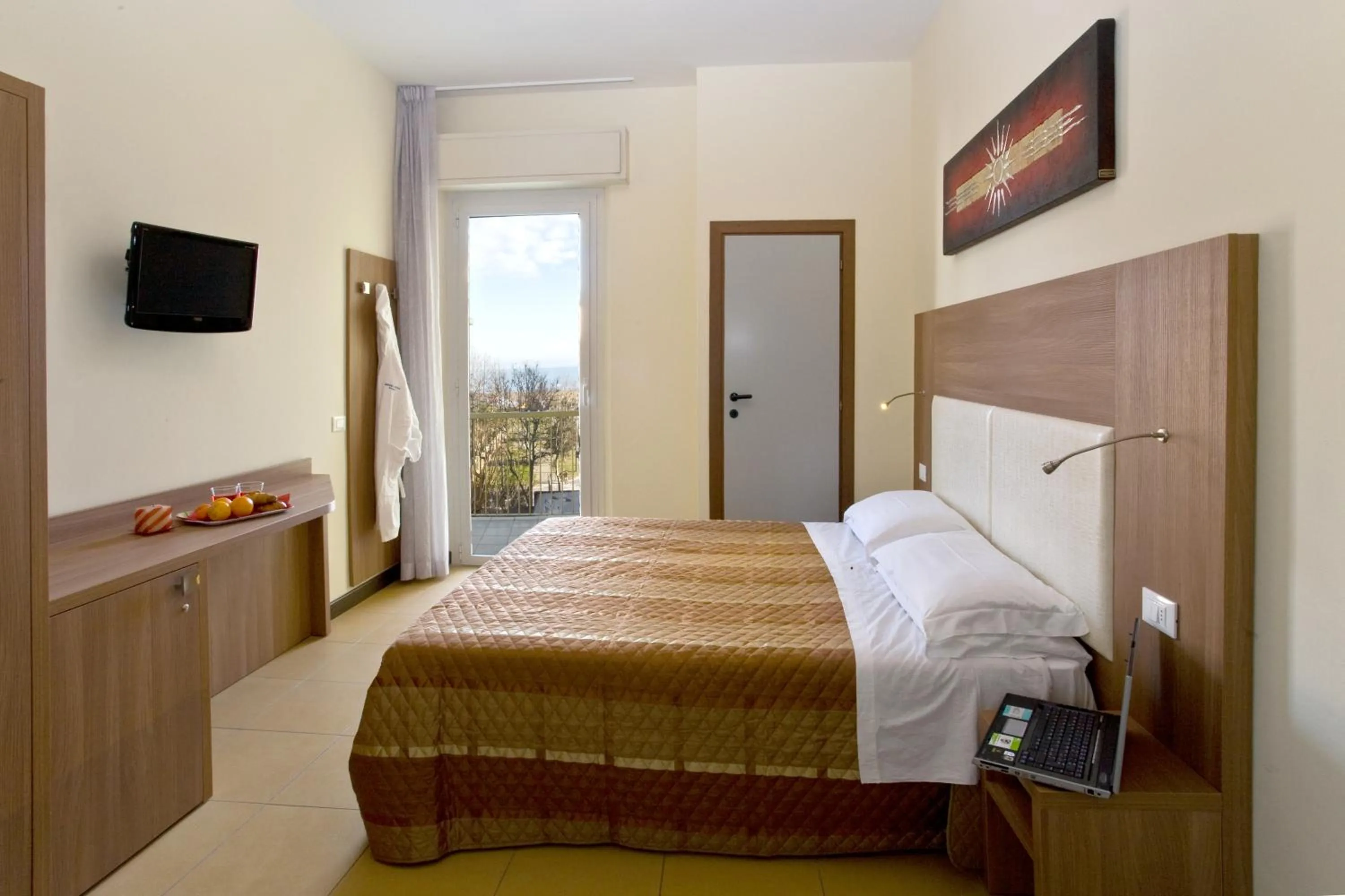 Bedroom, Bed in Hotel City