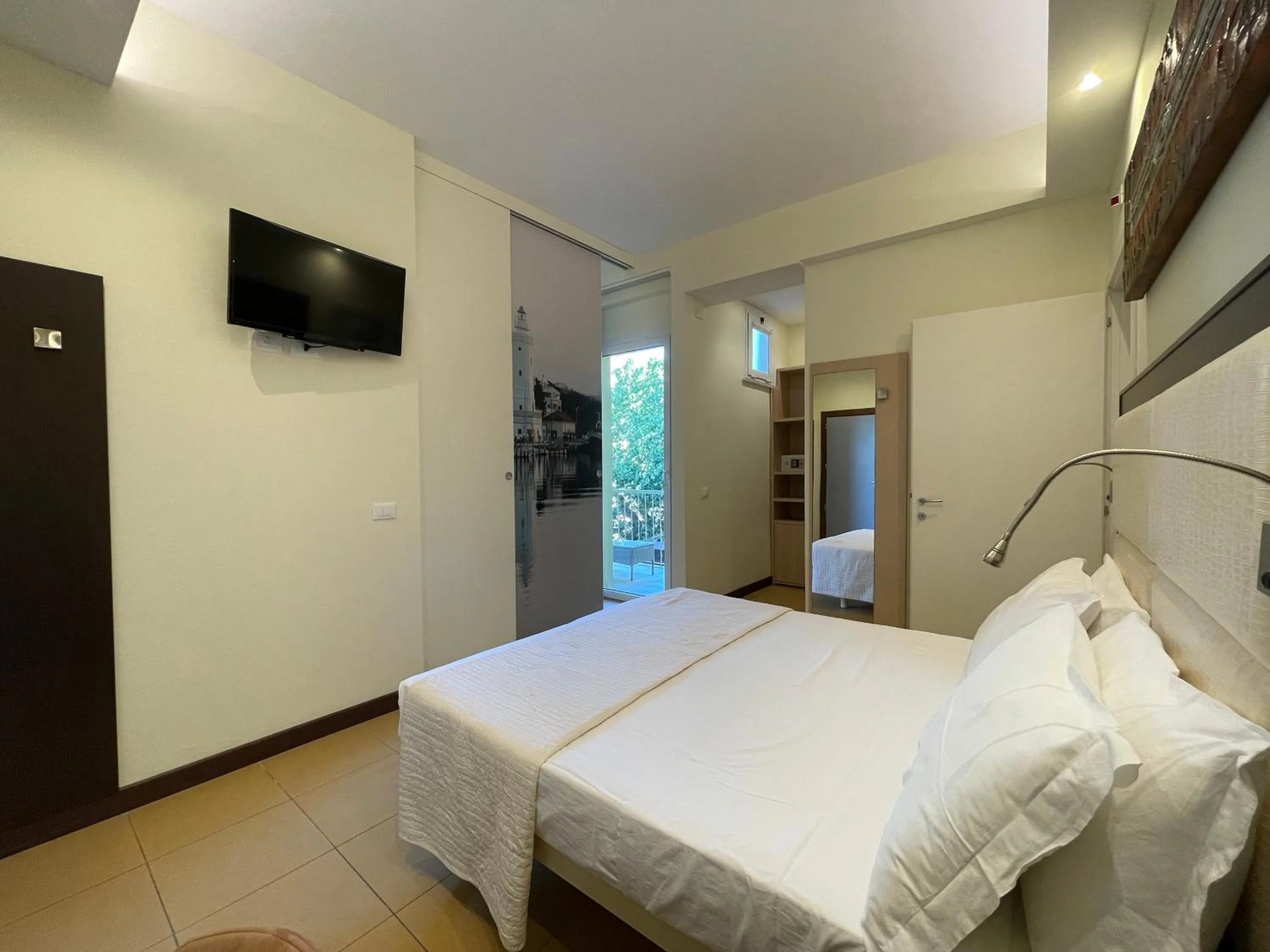 Bedroom, Bed in Hotel City