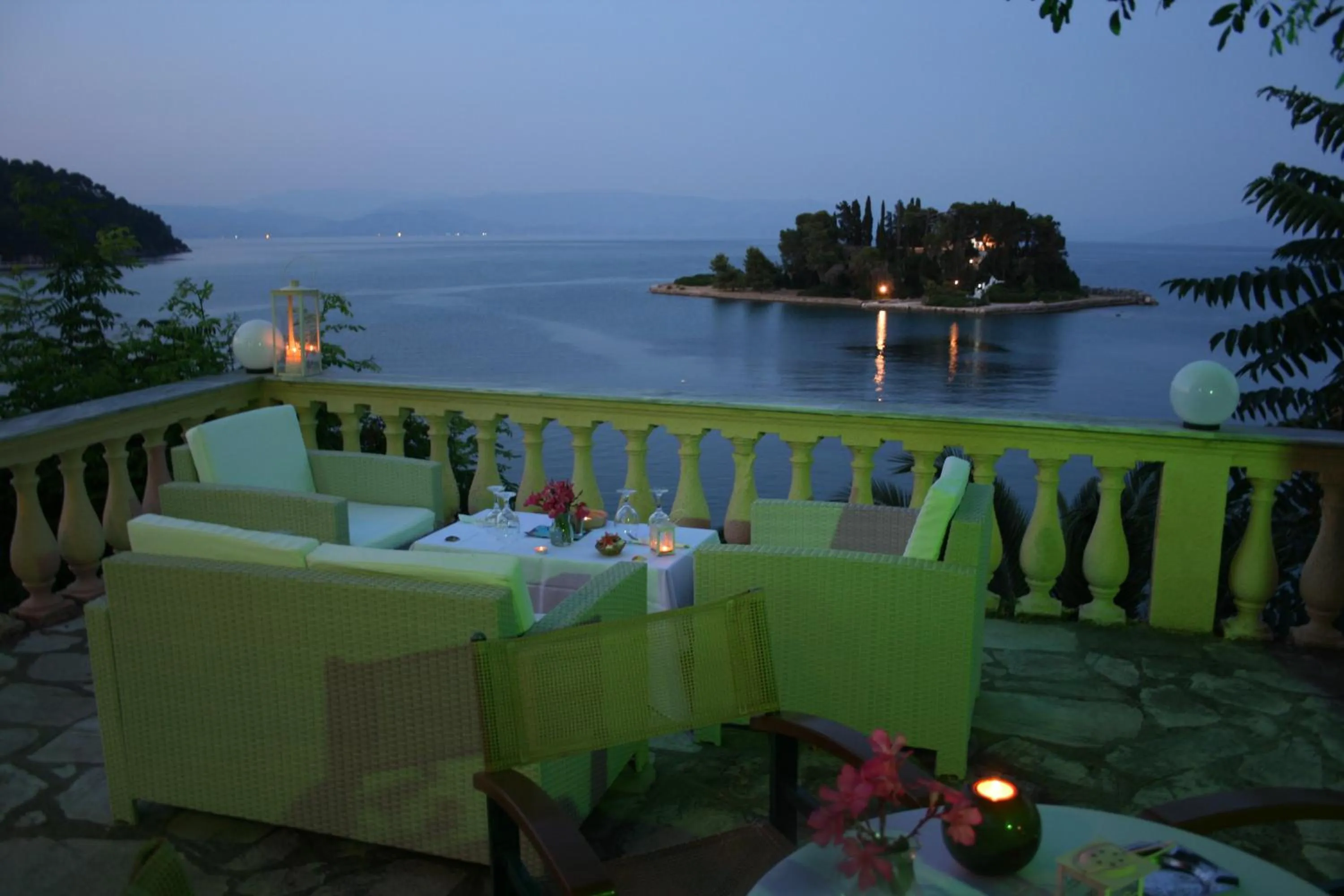 Patio in Aegli Hotel