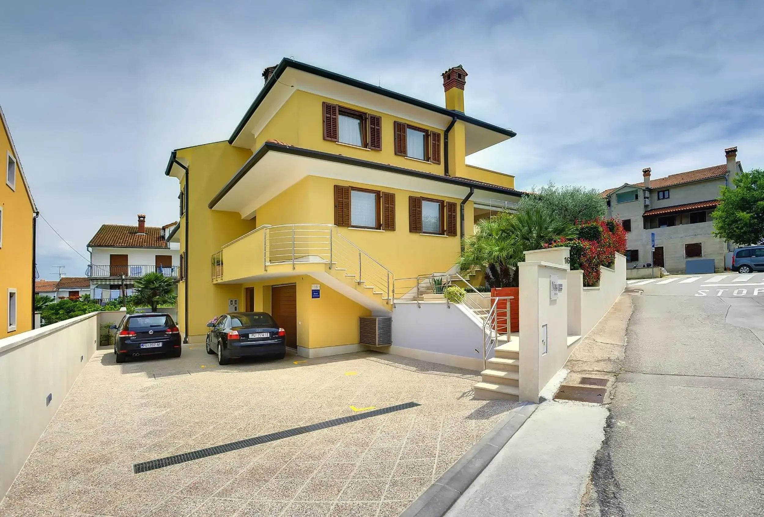 Comfor Two-Bedroom Apartment with Balcony in Villa NiNa B&B Rovinj Comfor Two-Bedroom Apartment with Balcony in Villa NiNa B&B Rovinj