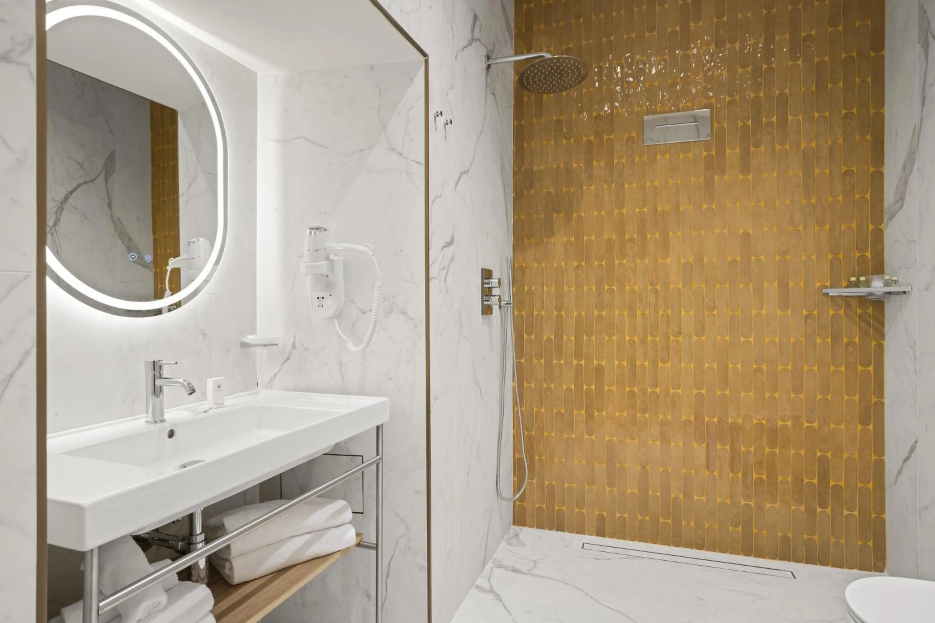 Bathroom in Gh Trevi Fountain