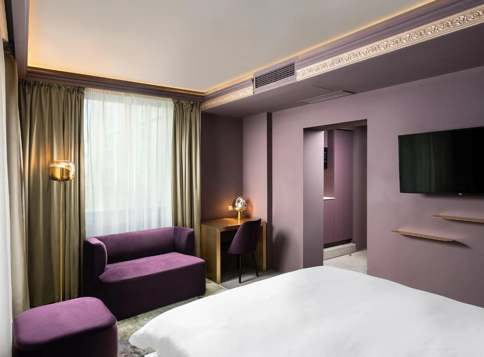 Photo of the whole room, Bed in VISIONAPARTMENTS Bucharest - contactless check-in